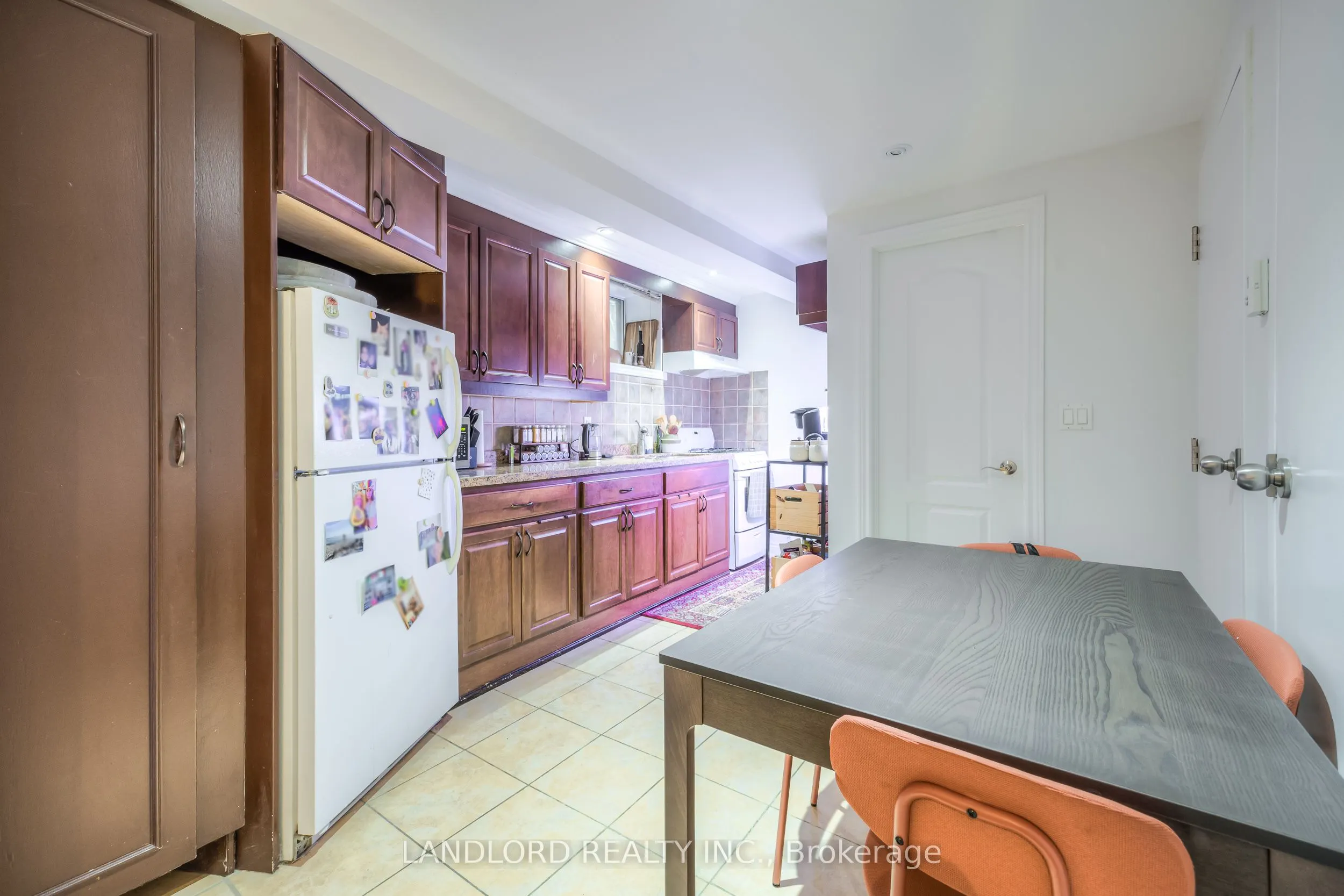 22 Rusholme Park Crescent