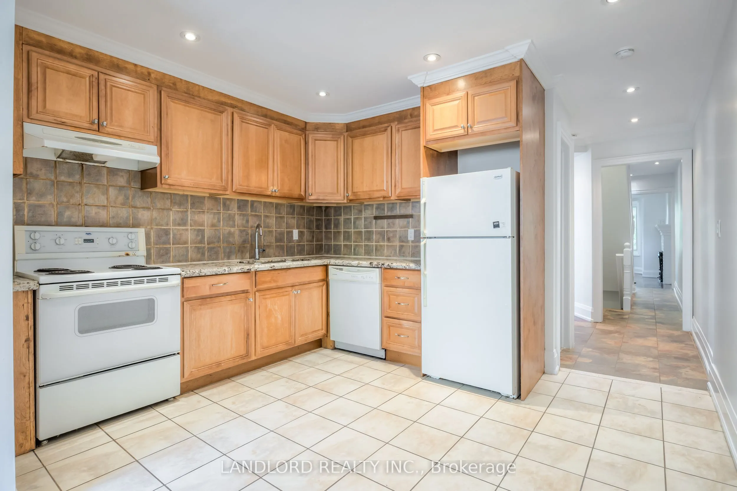 22 Rusholme Park Crescent