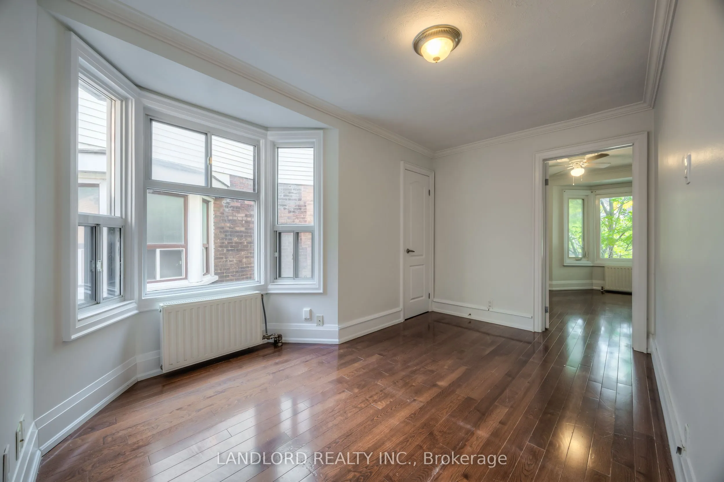 22 Rusholme Park Crescent