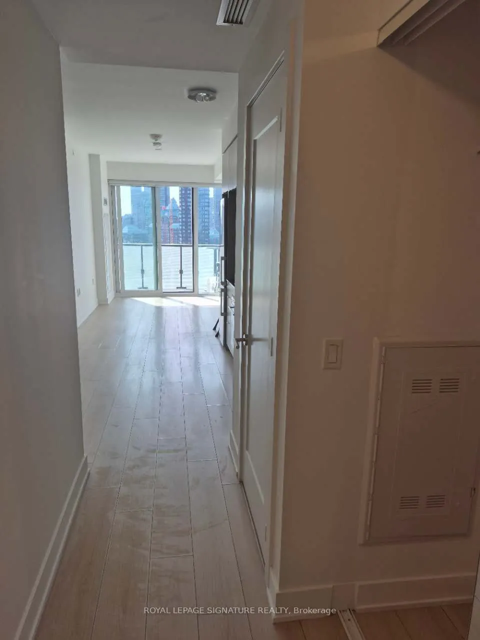 575 Bloor Street E, #1901
