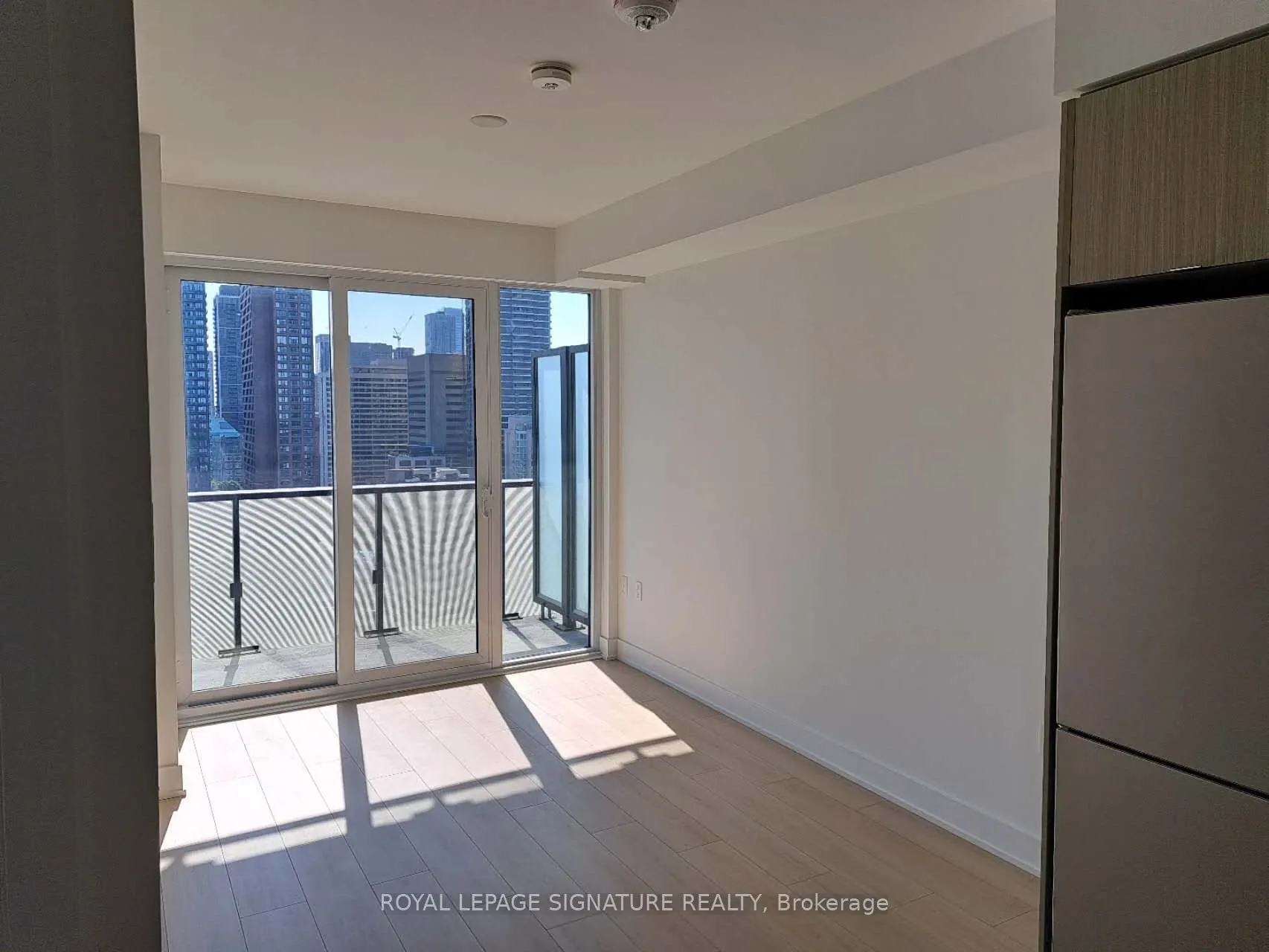 575 Bloor Street E, #1901