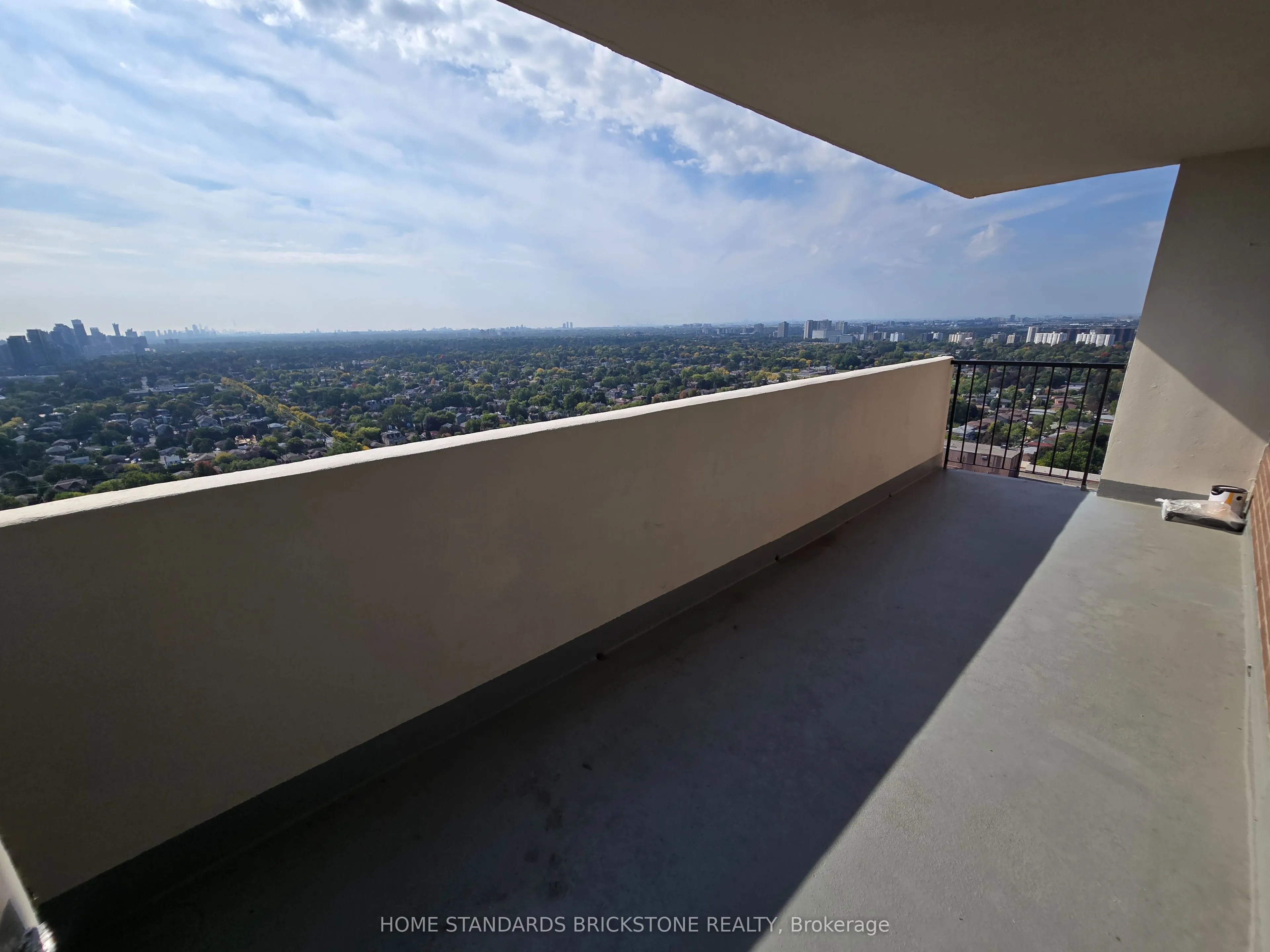 10 Tangreen Court, #3206