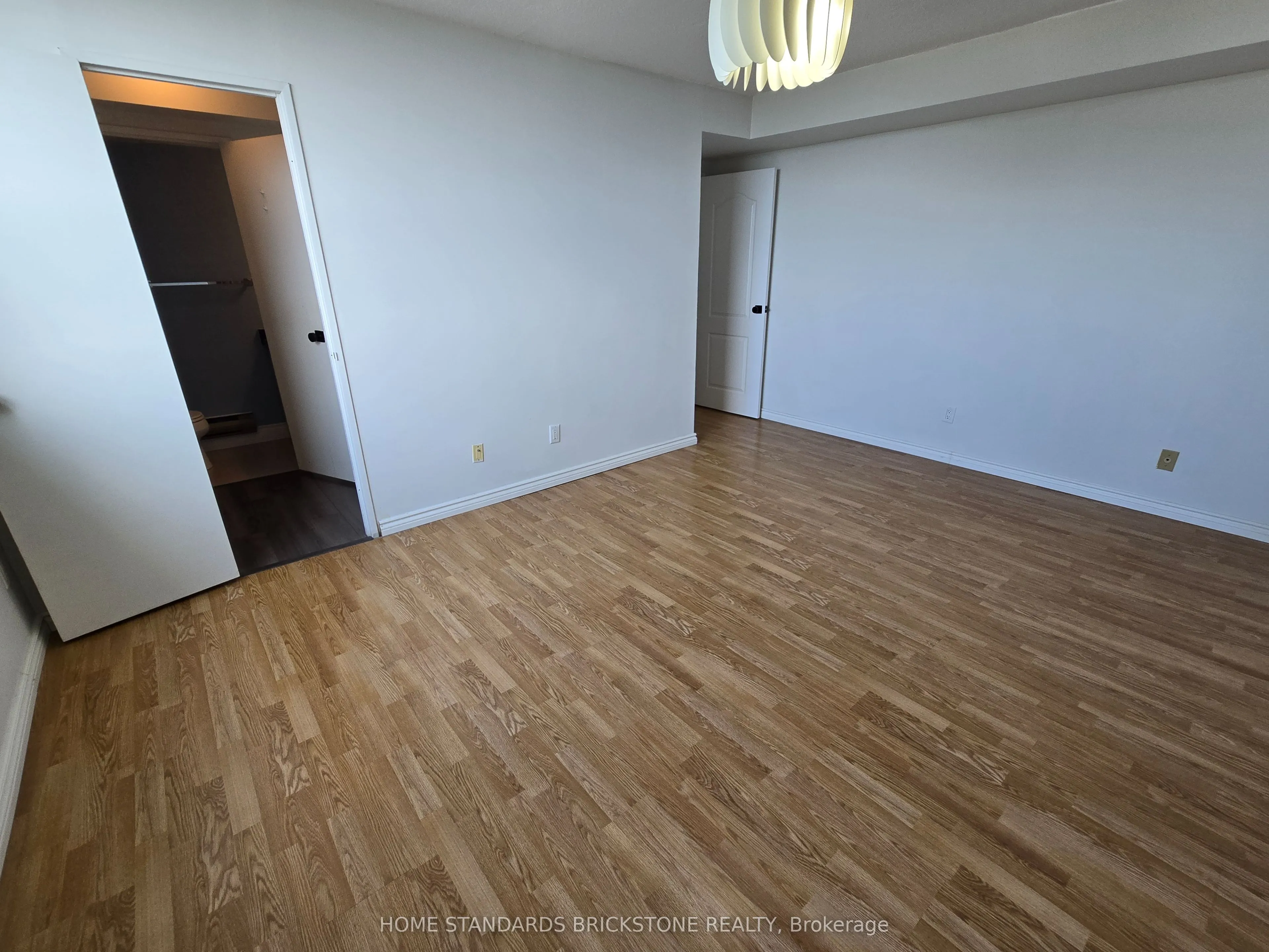 10 Tangreen Court, #3206