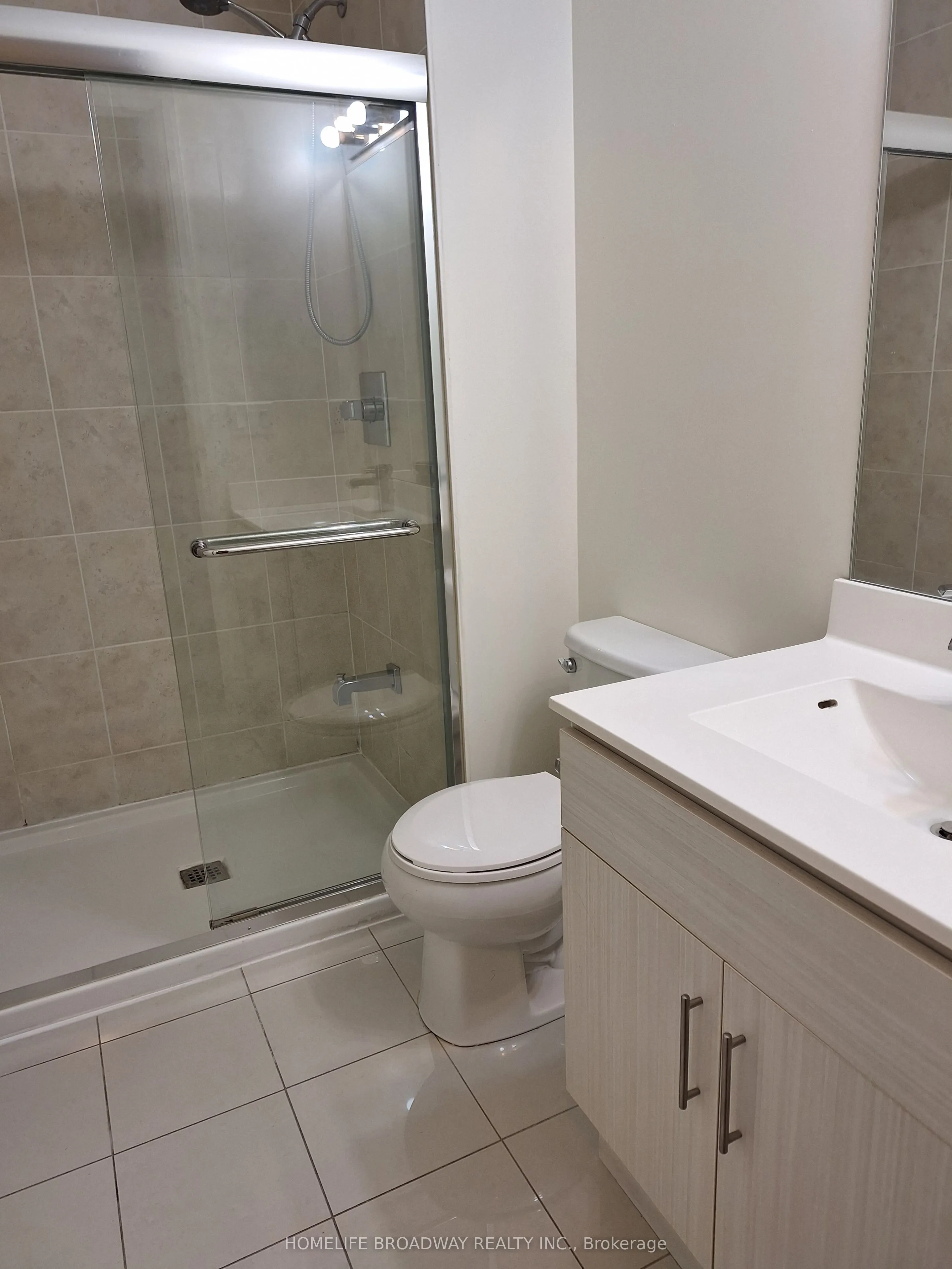 68 Canterbury Place, #715
