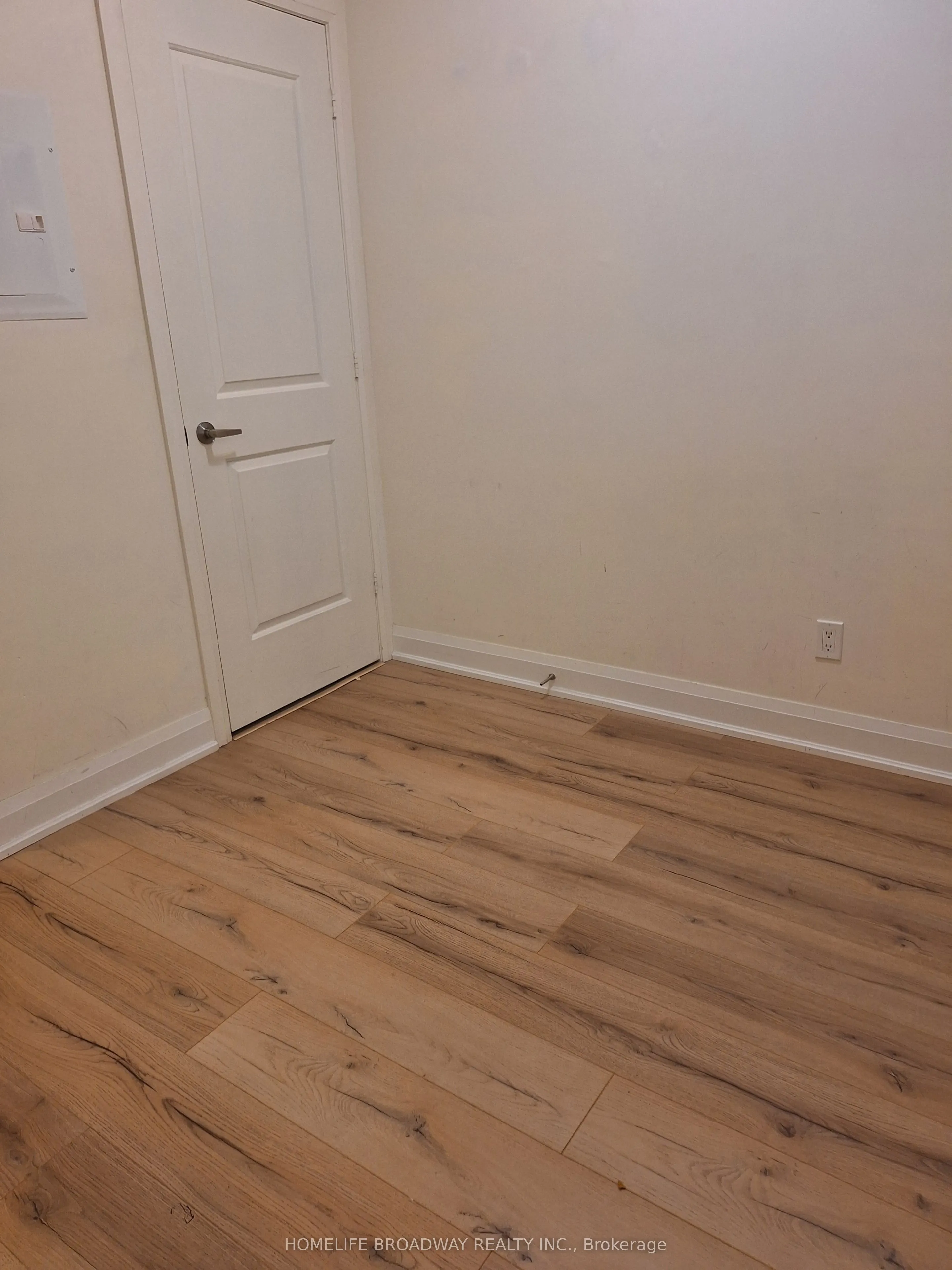 68 Canterbury Place, #715