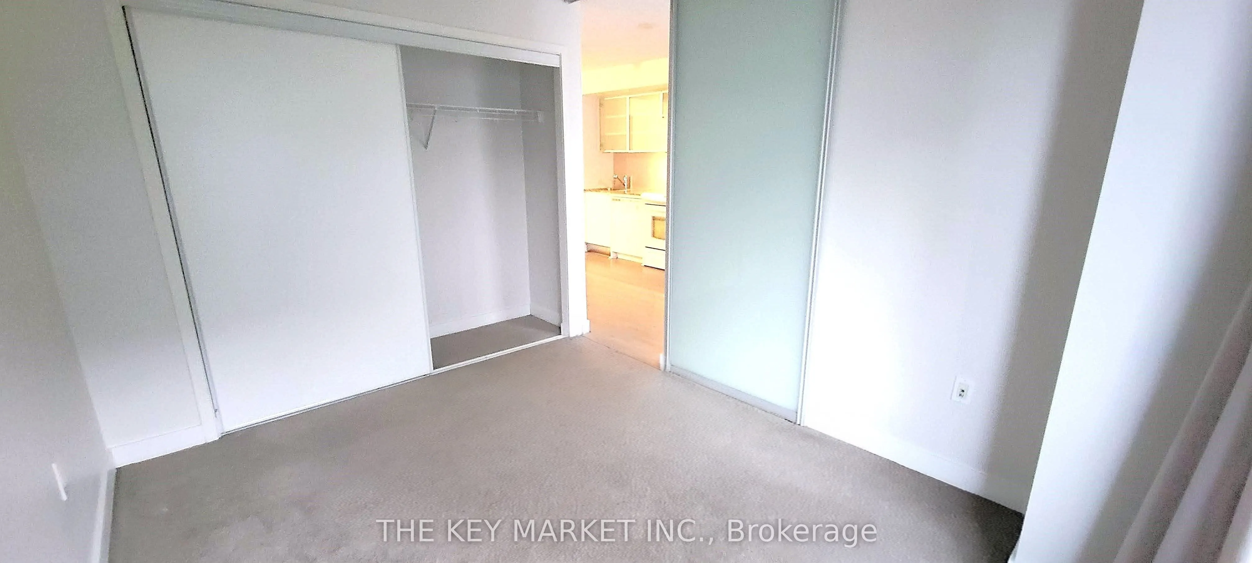 25 Telegram Mews, #1805