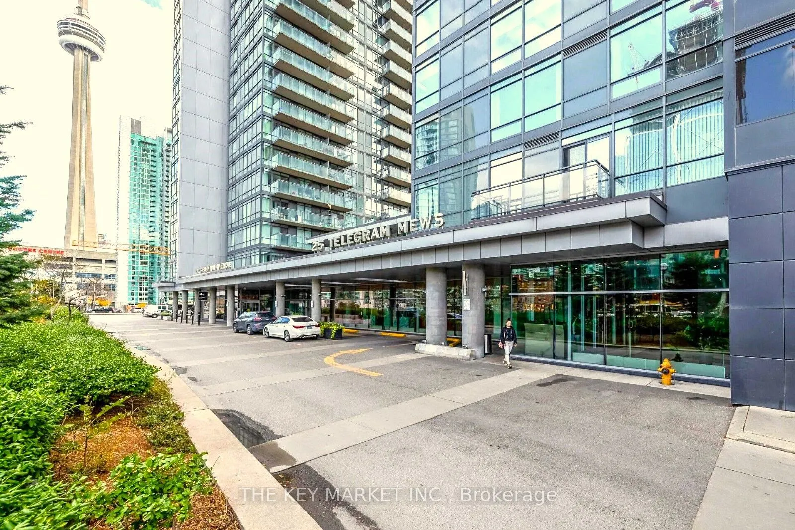 25 Telegram Mews, #1805
