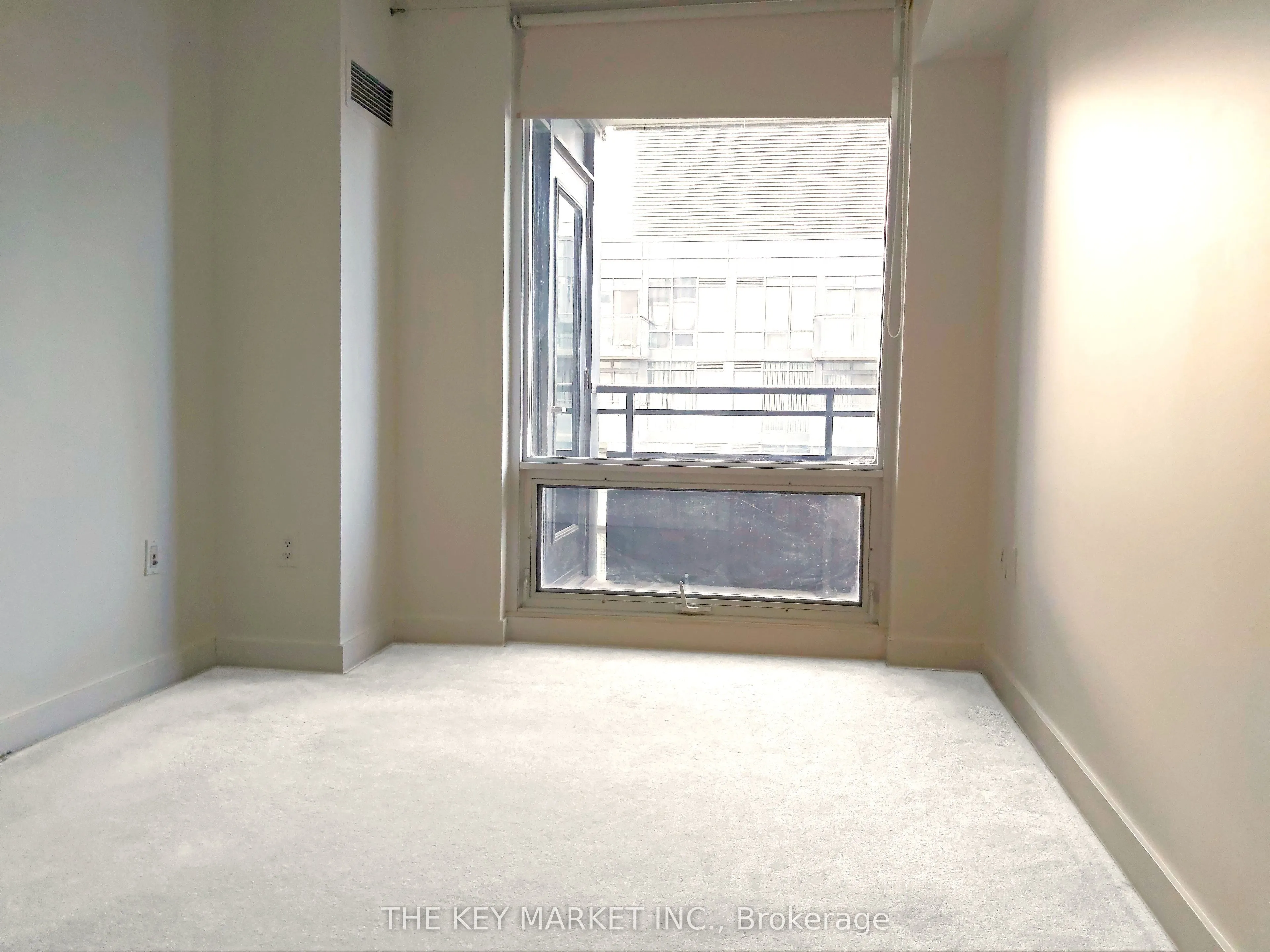 25 Telegram Mews, #1805