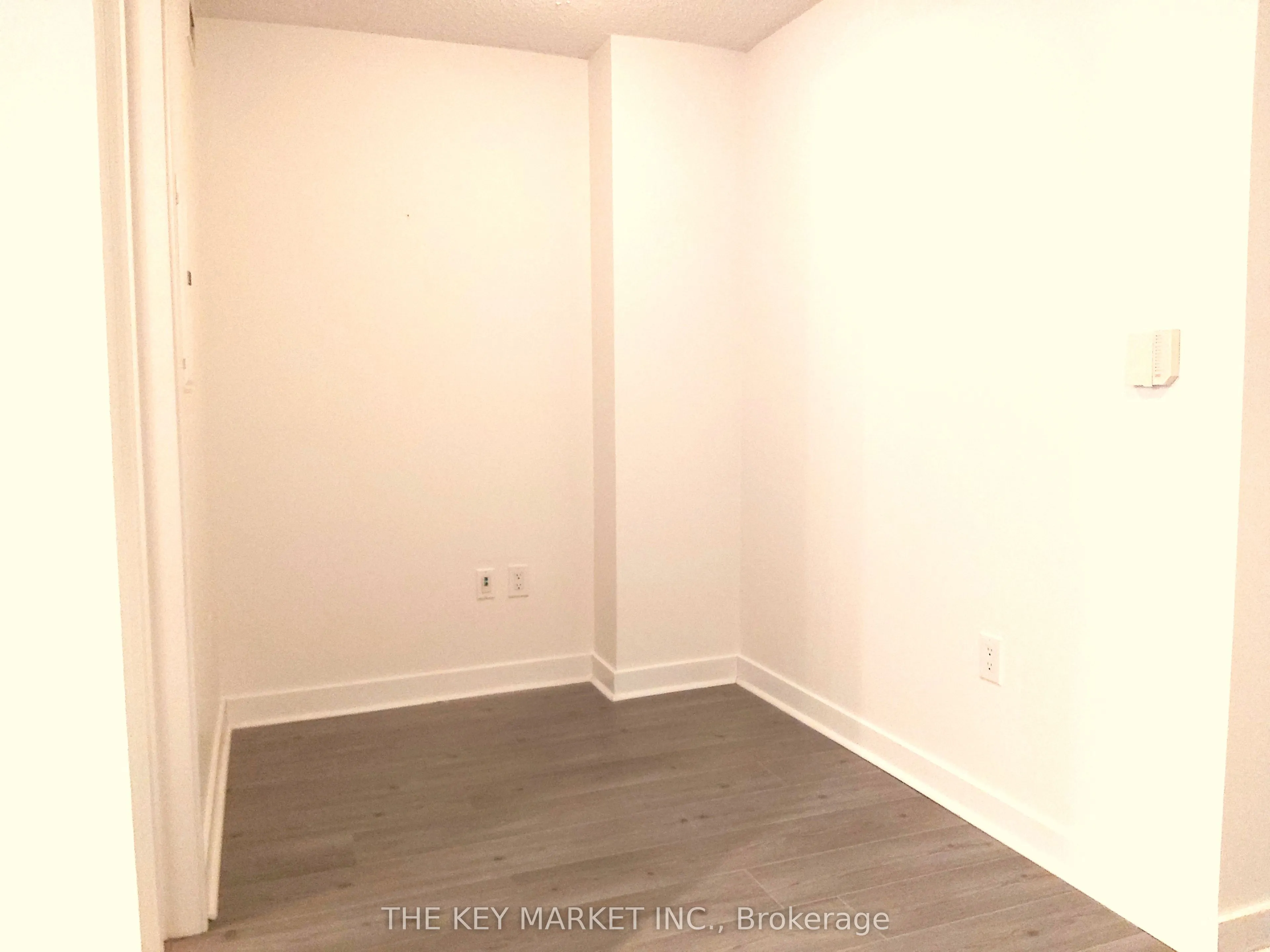 25 Telegram Mews, #1805