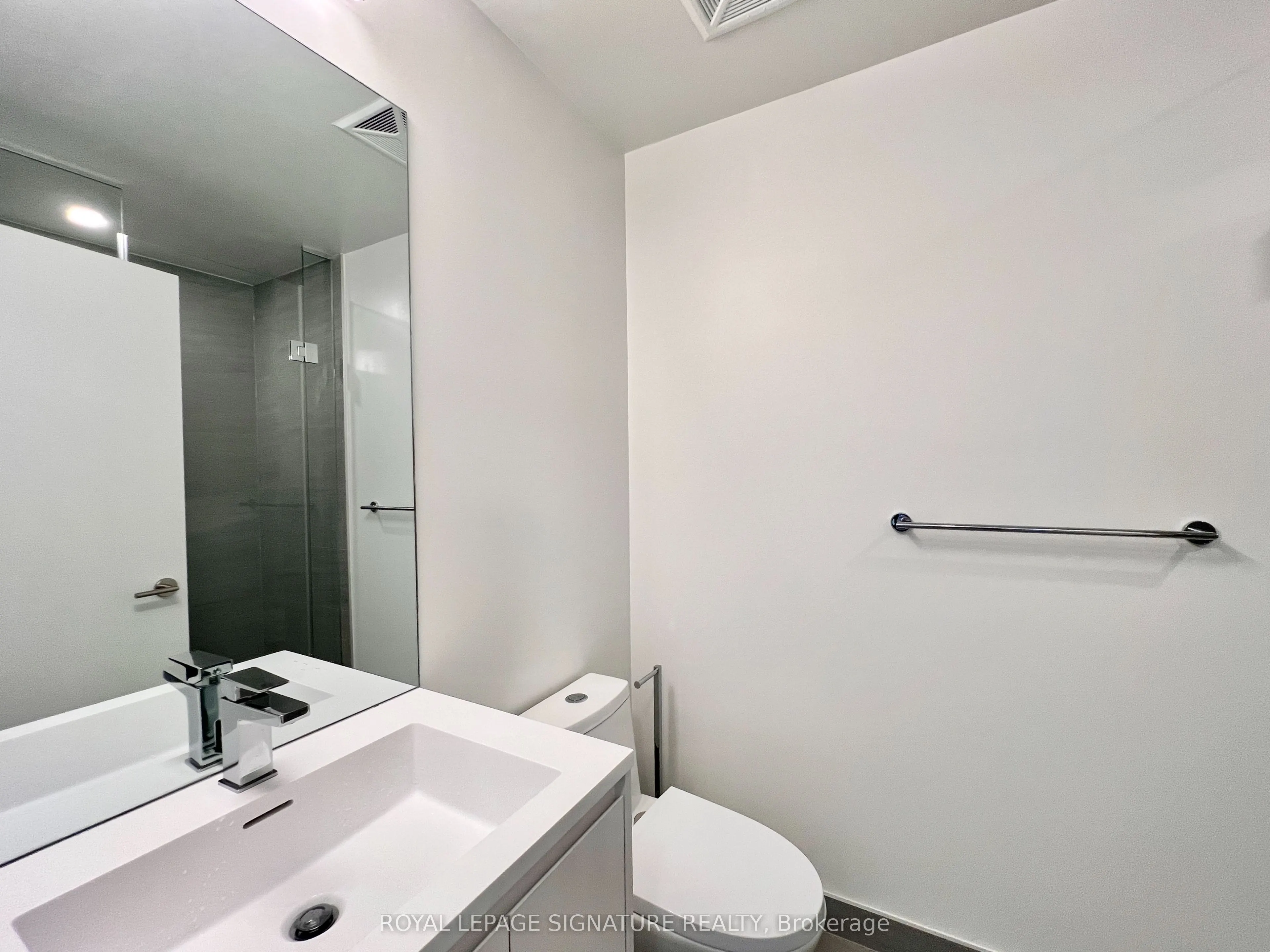 1 Kyle Lowry Road, #322