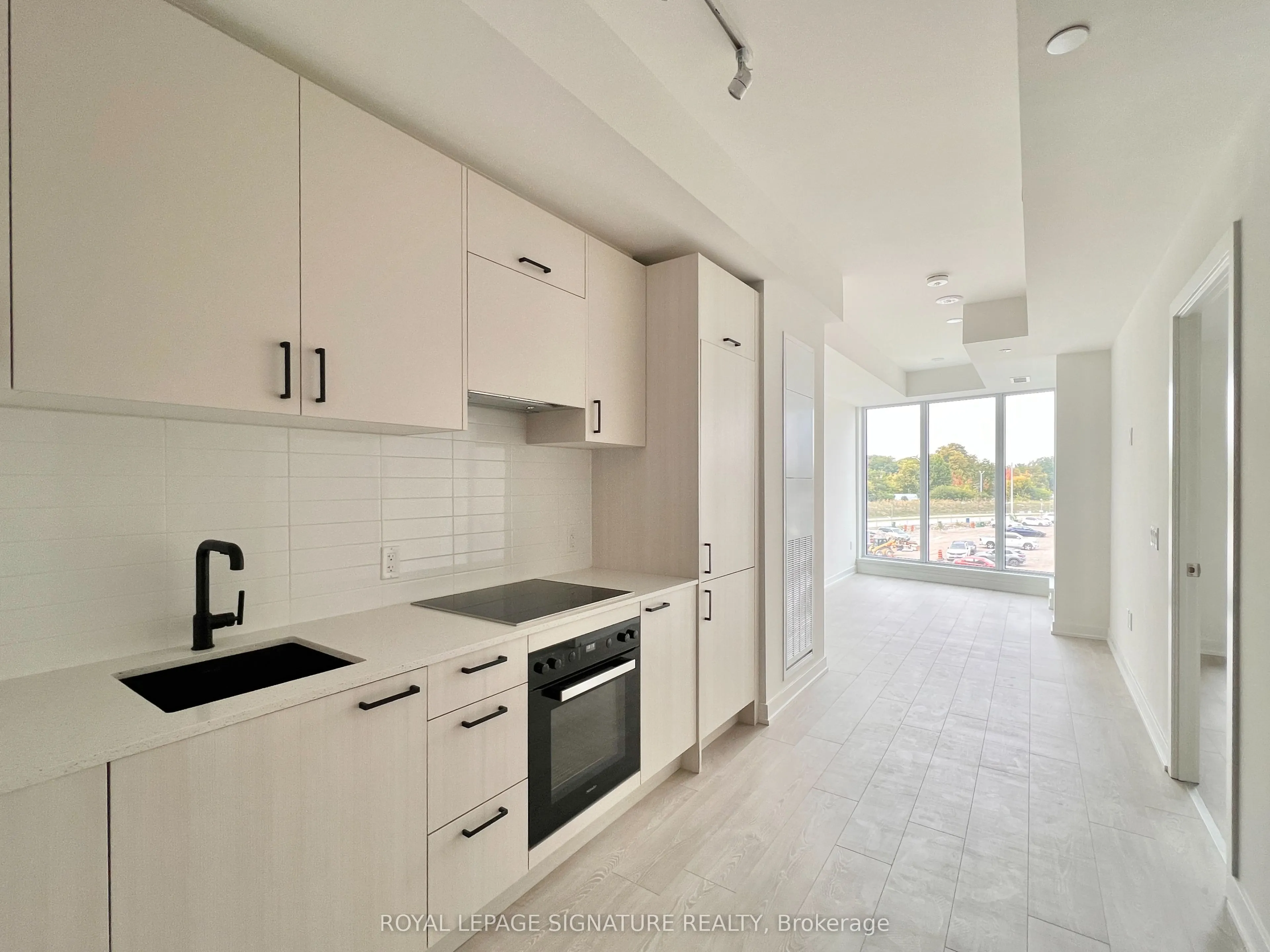 1 Kyle Lowry Road, #322