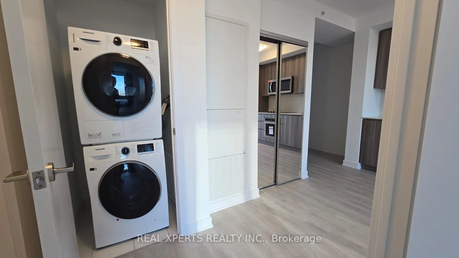 15 Richardson Street, #1312