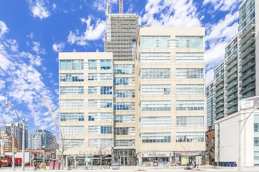 188 Eglinton Avenue E, #PH08