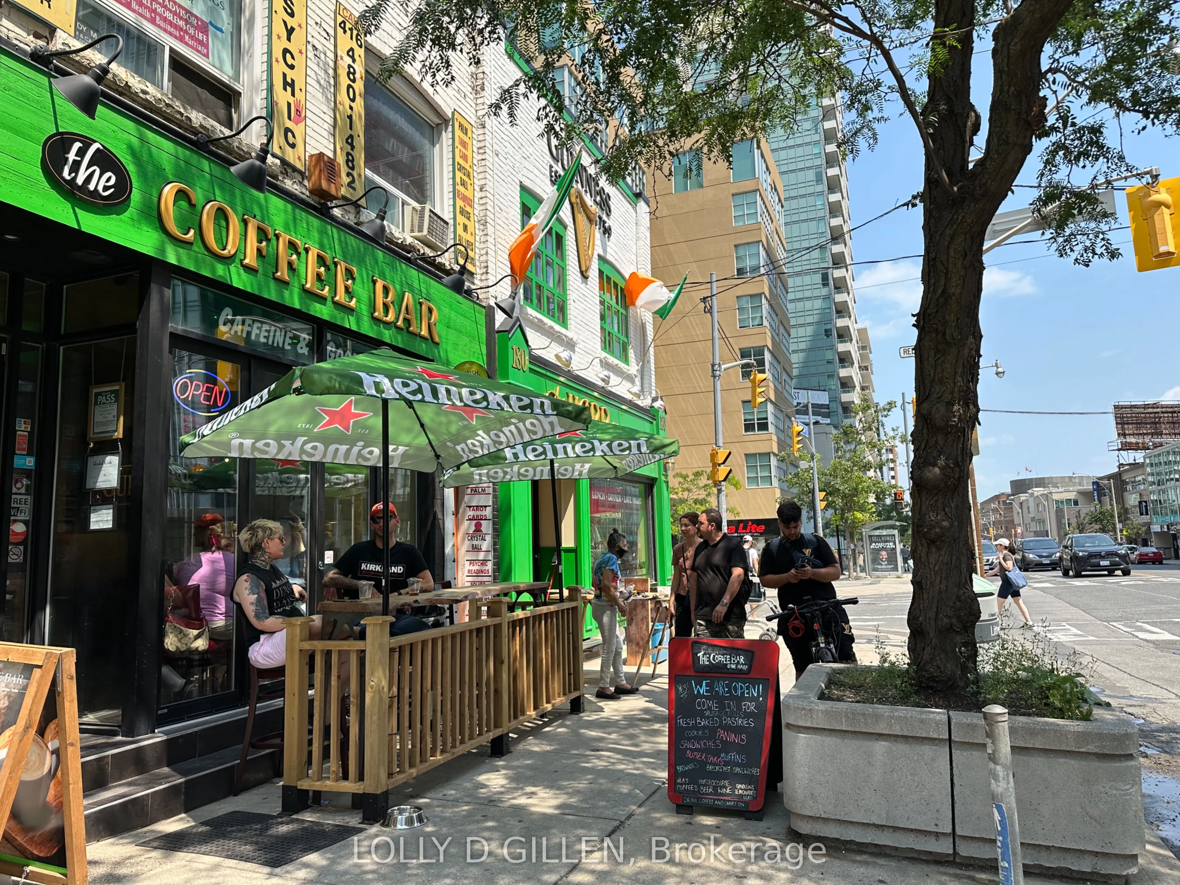 188 Eglinton Avenue E, #PH08