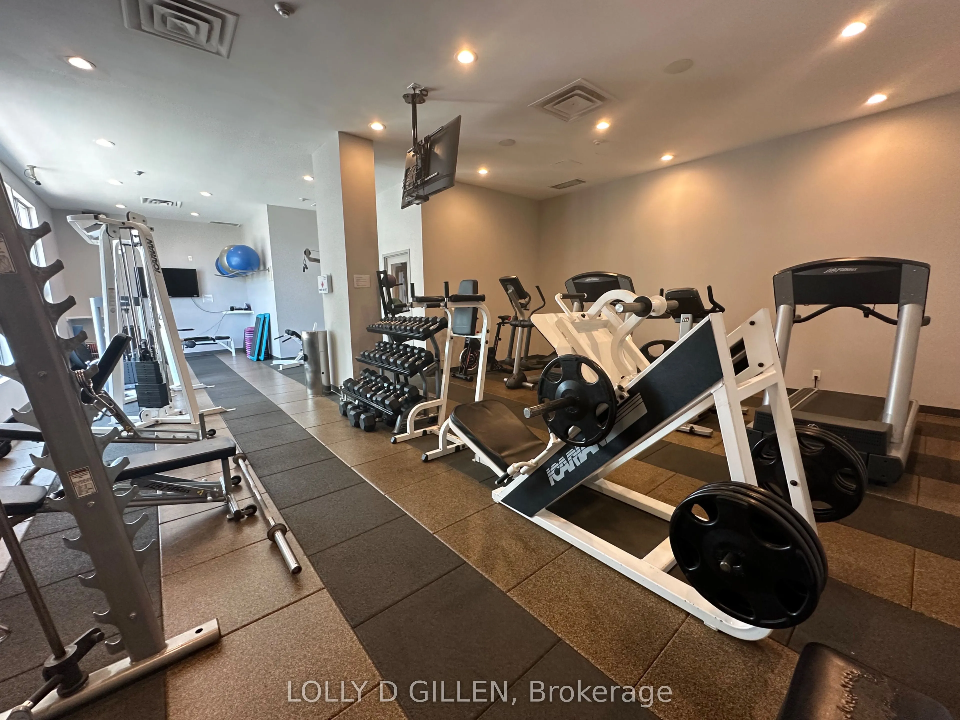 188 Eglinton Avenue E, #PH08