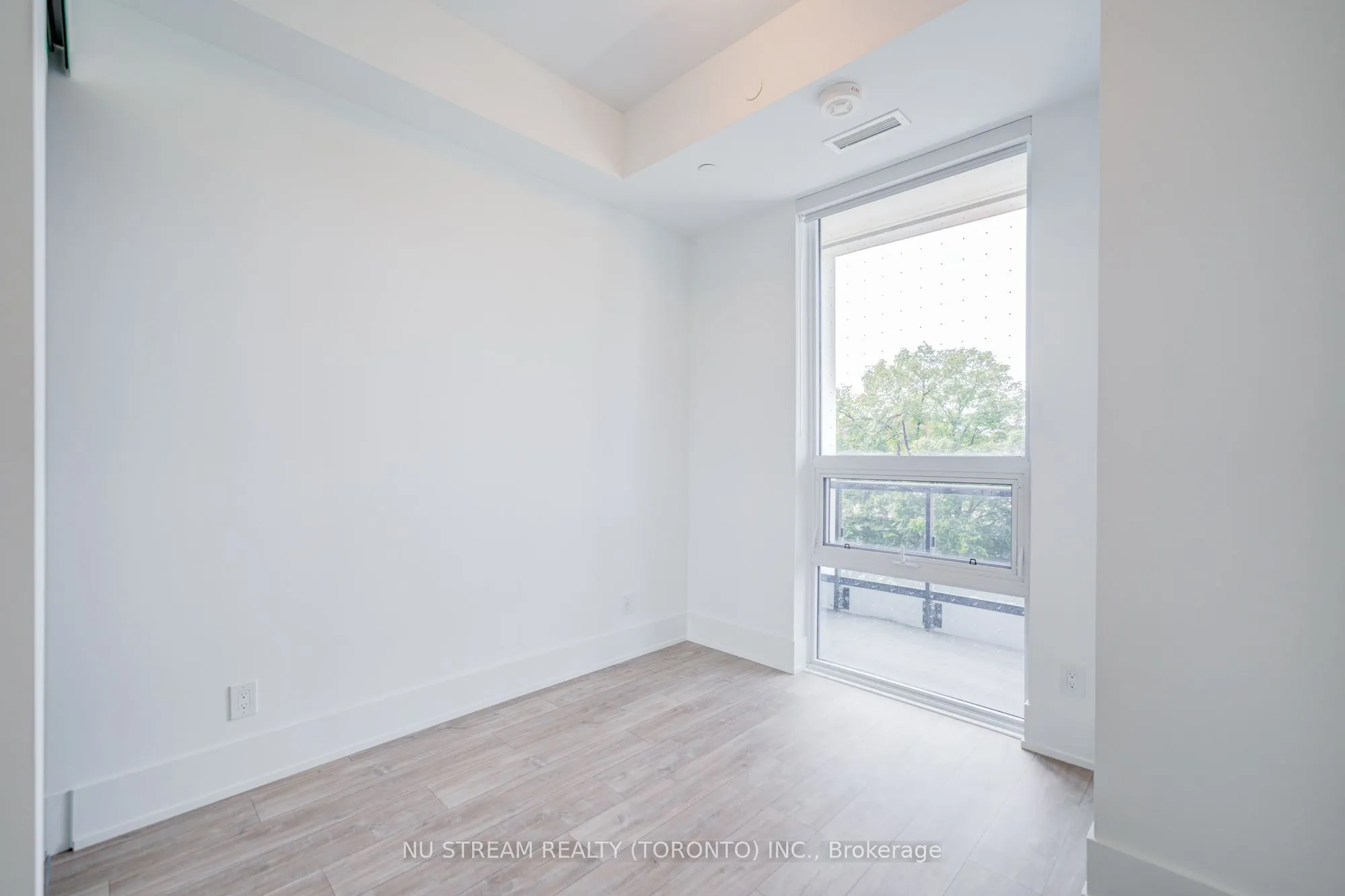115 Denison Avenue, #709