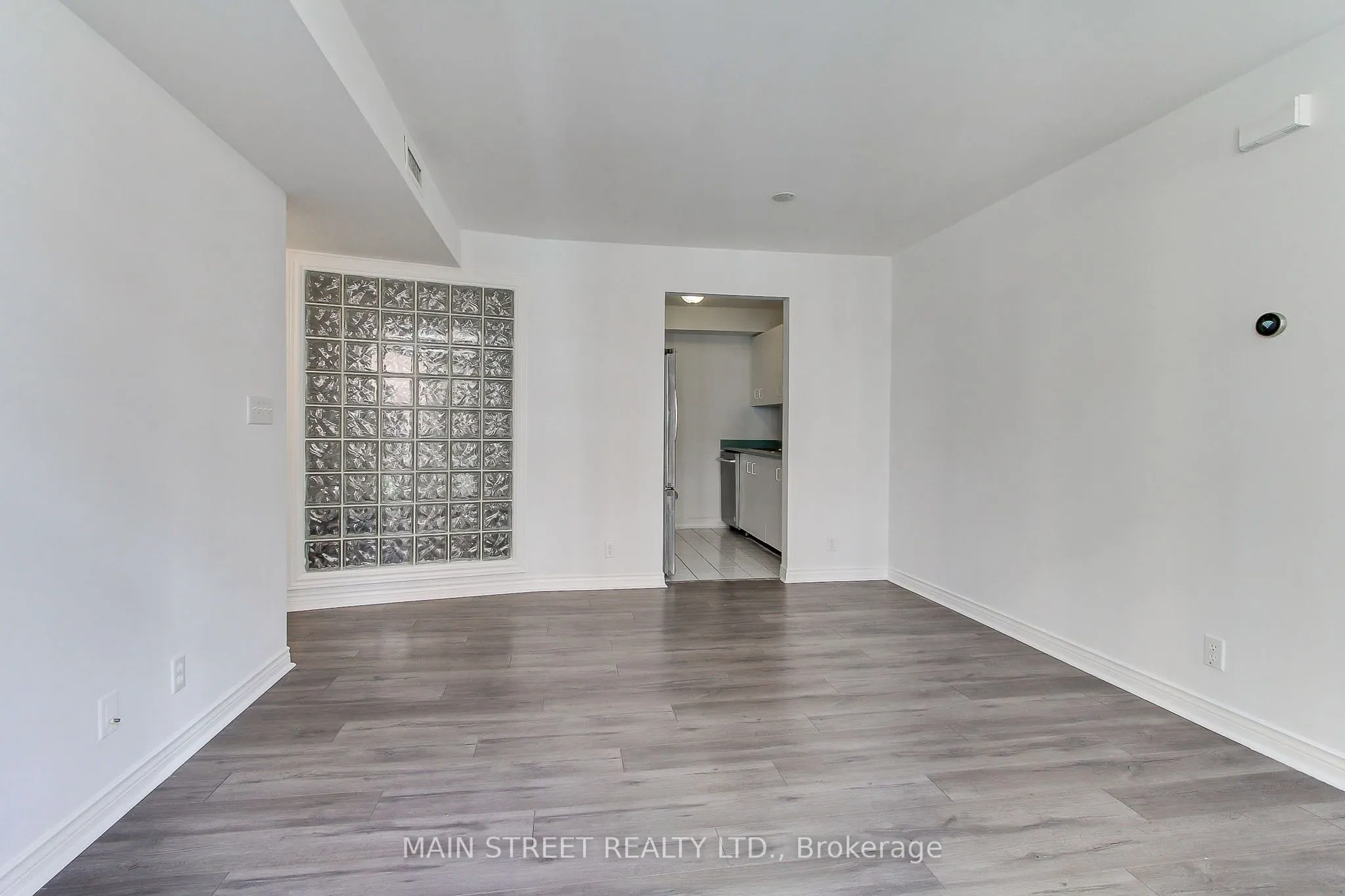108 Redpath Avenue, #25