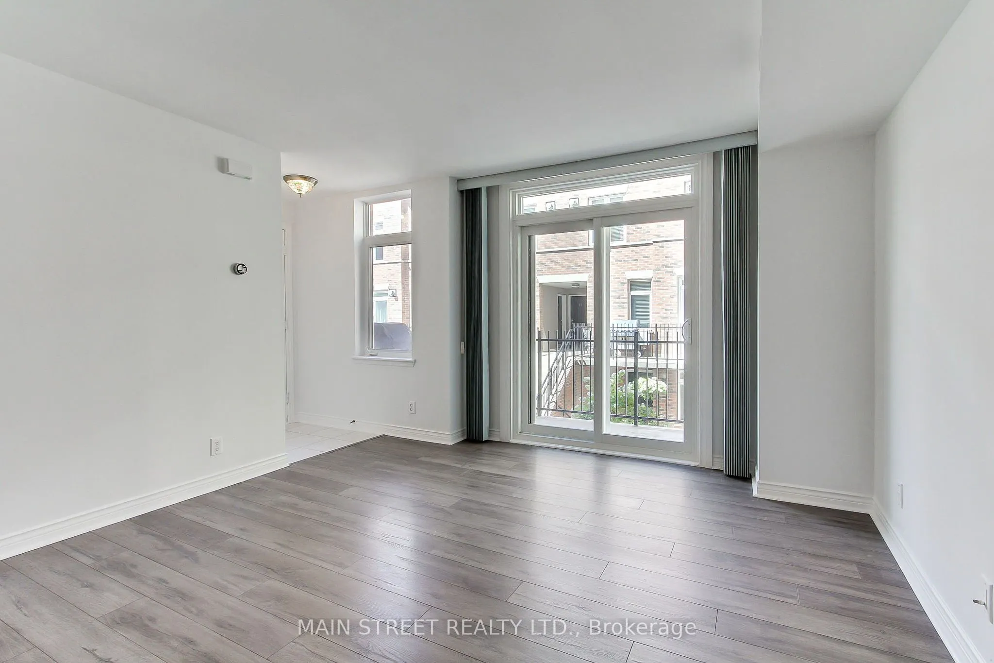 108 Redpath Avenue, #25