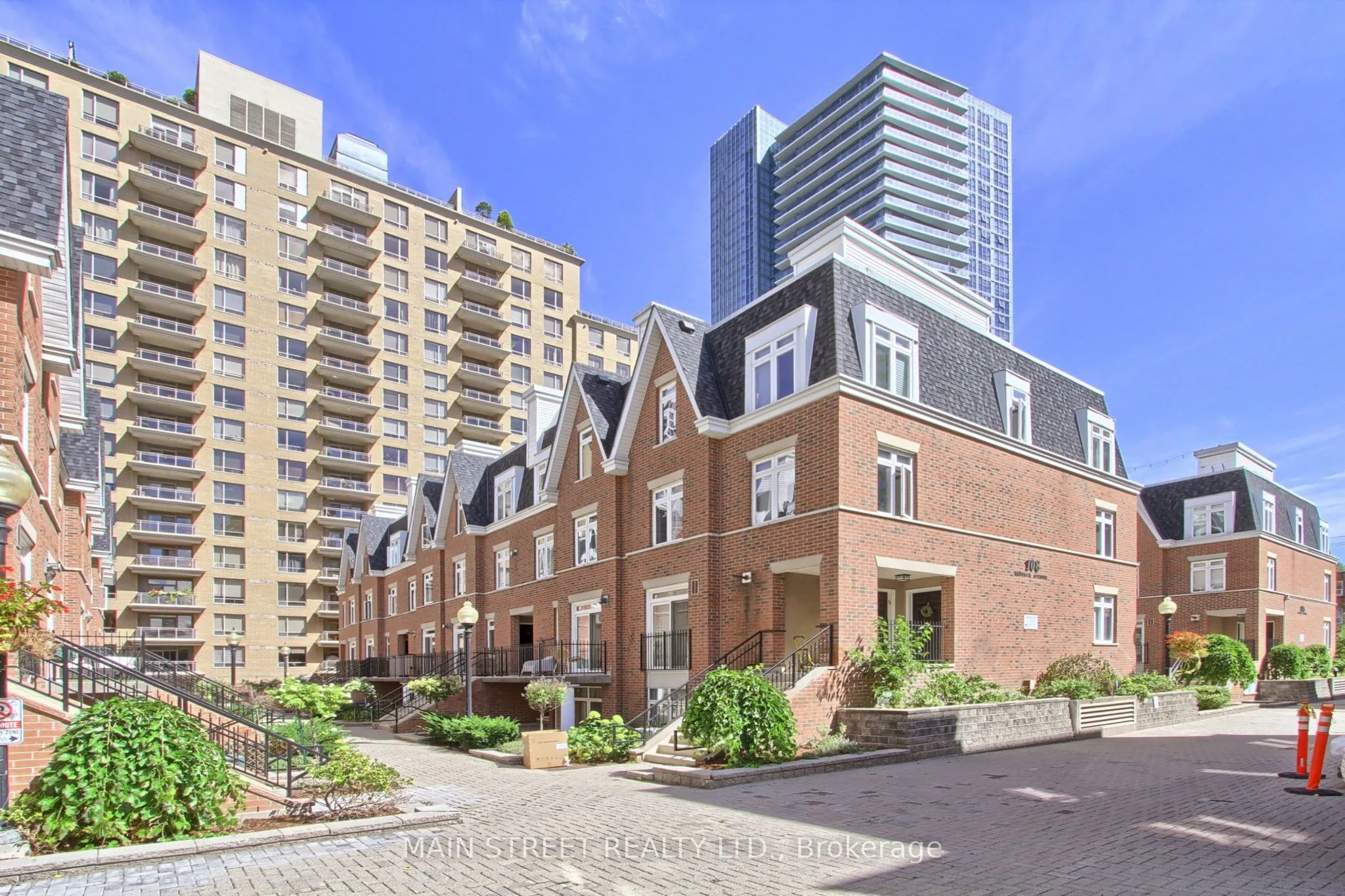 108 Redpath Avenue, #25