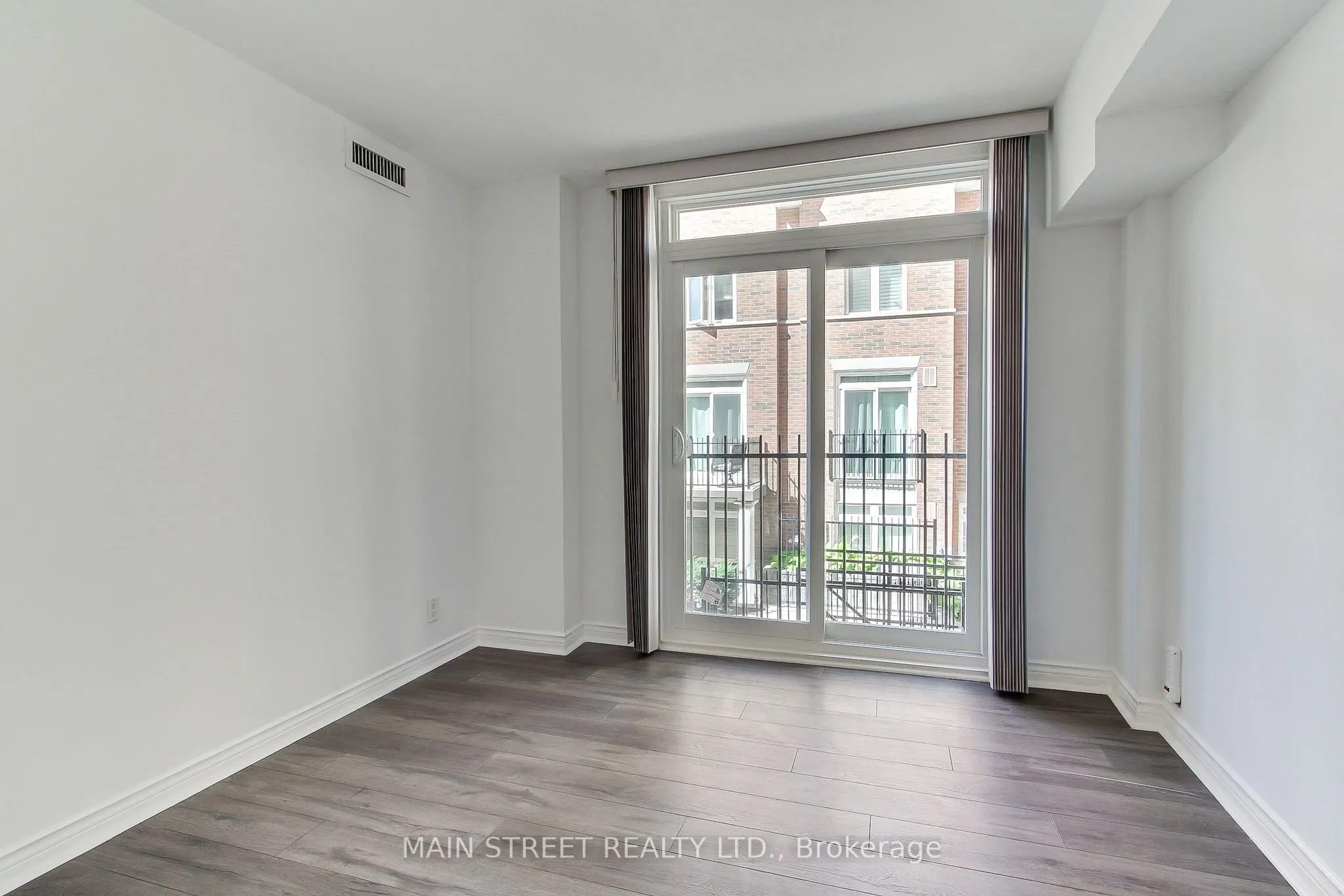 108 Redpath Avenue, #25