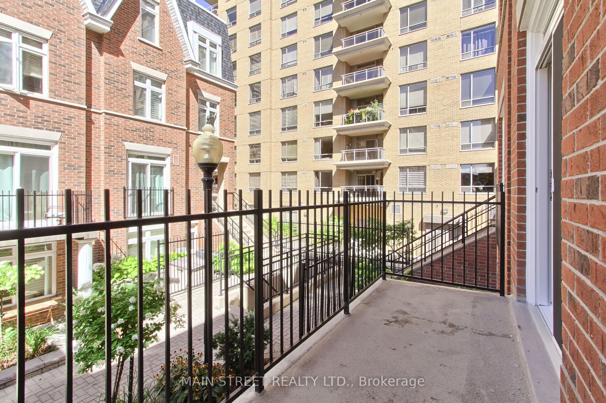 108 Redpath Avenue, #25