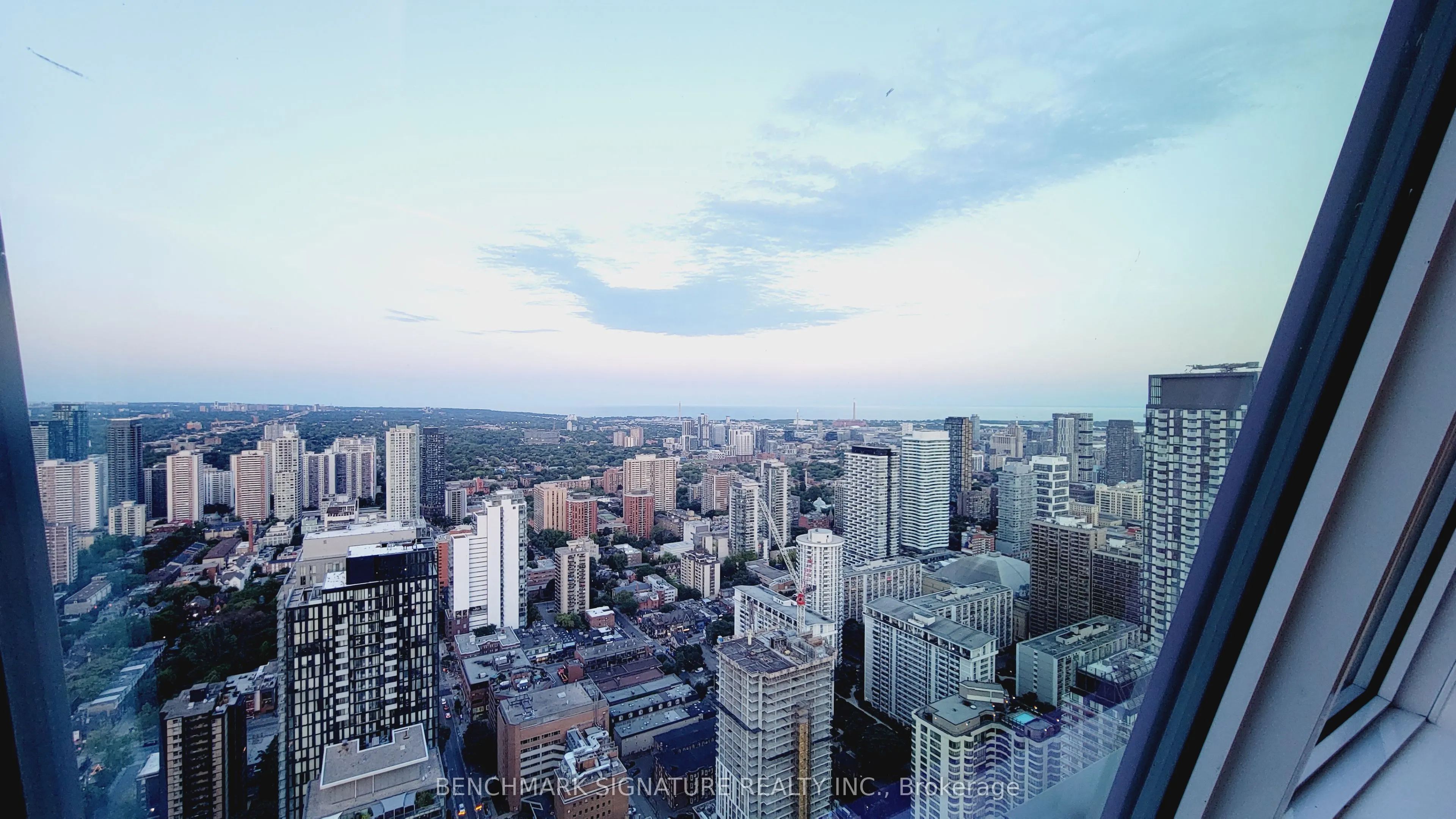 8 Wellesley Street W, #6007