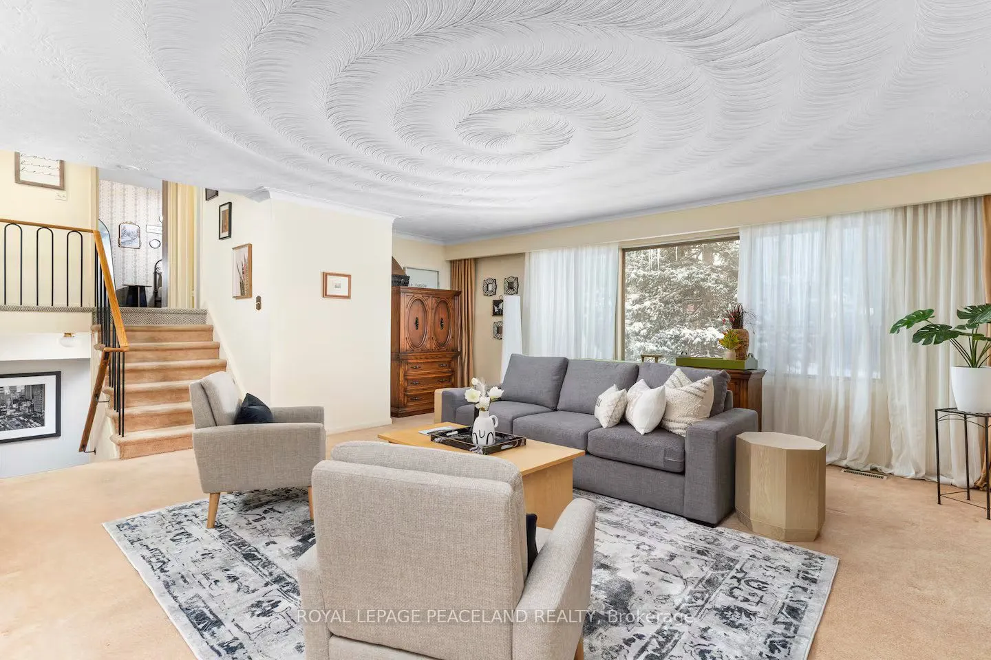 14 whitelock Crescent