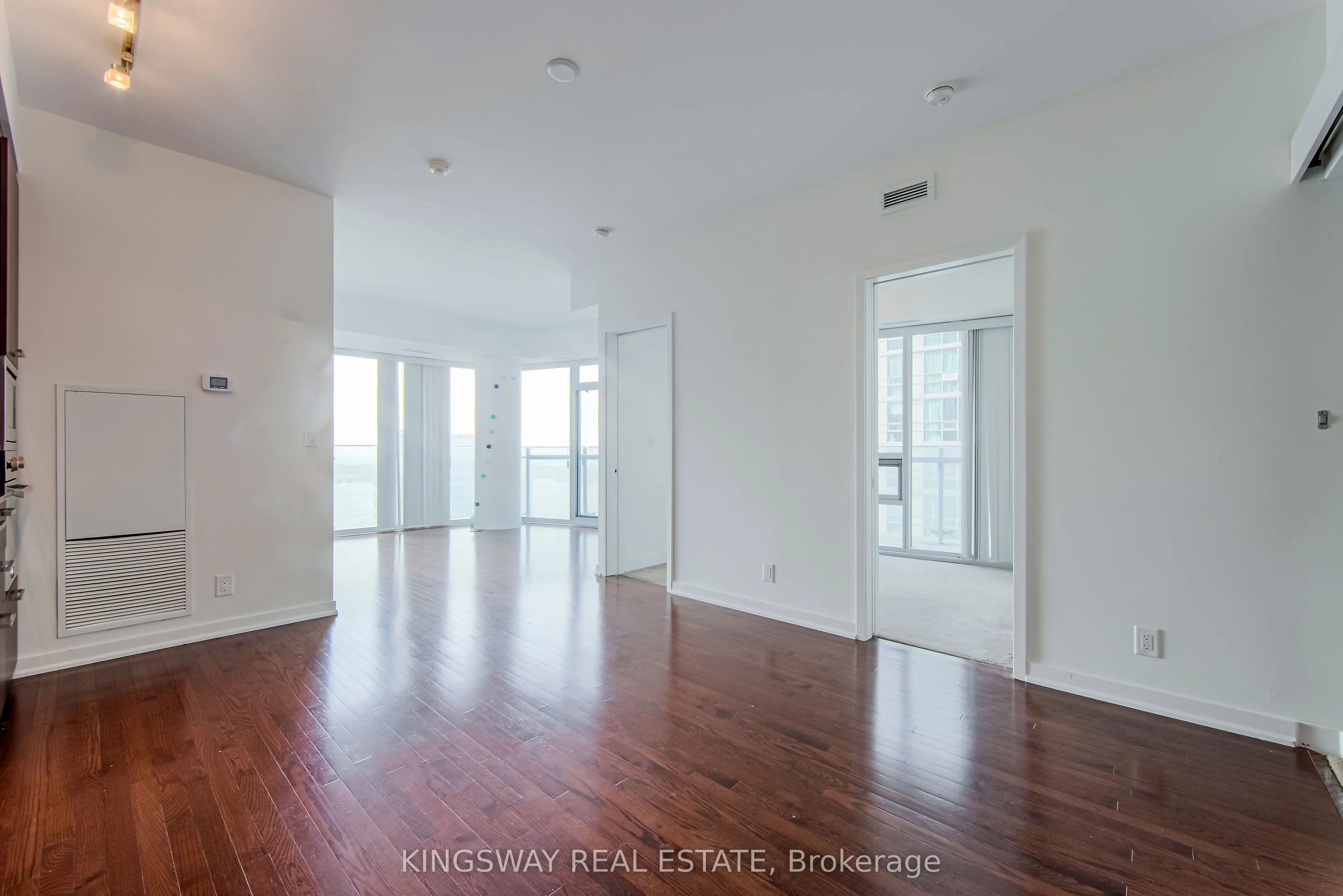 12 York Street, #2604