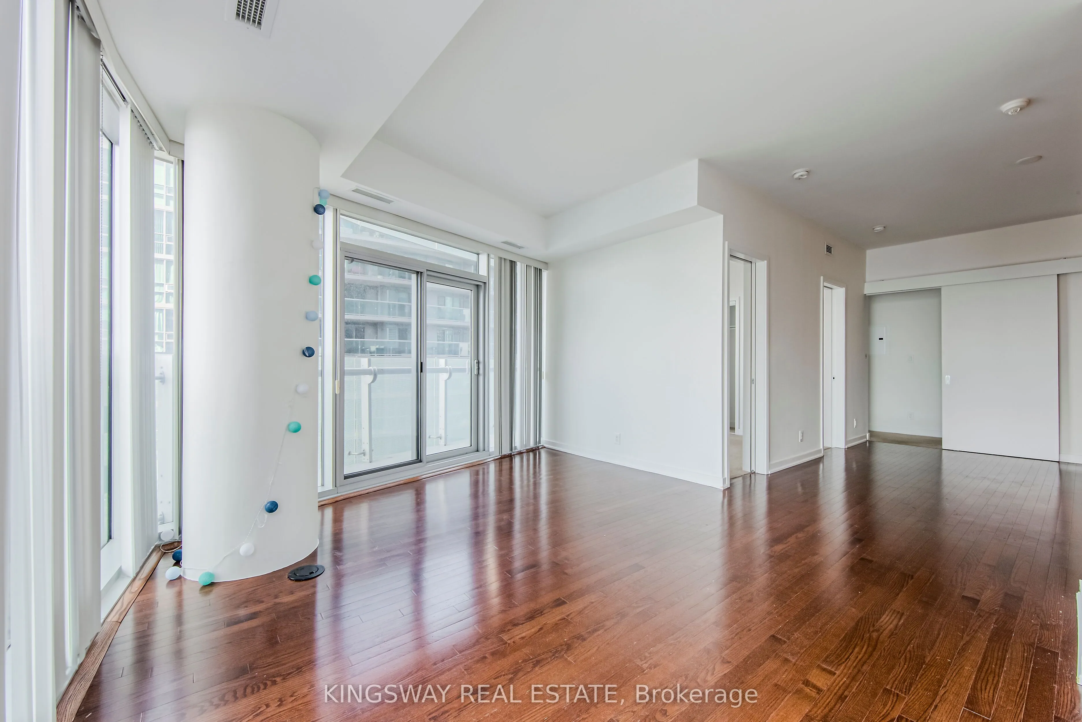 12 York Street, #2604