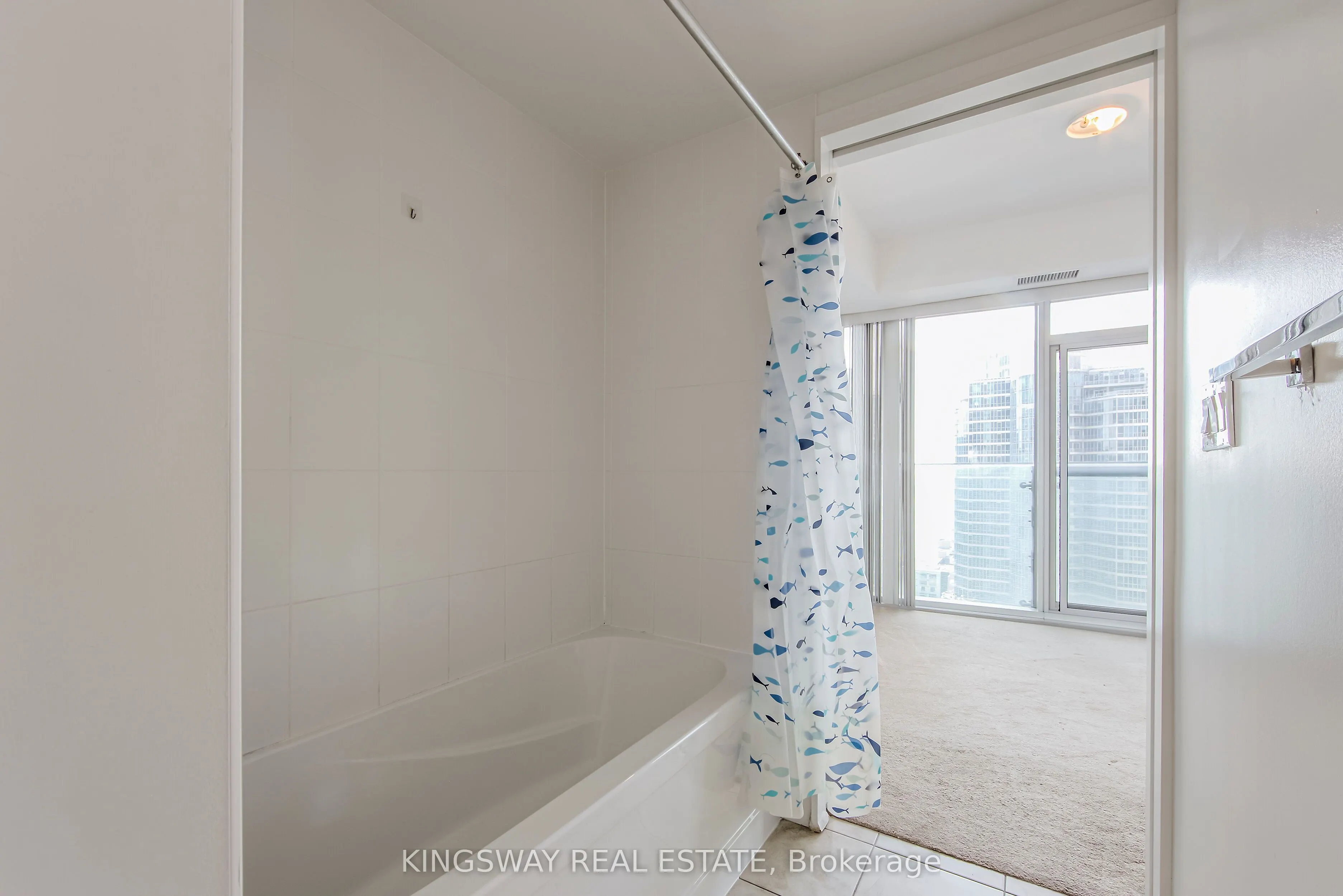 12 York Street, #2604