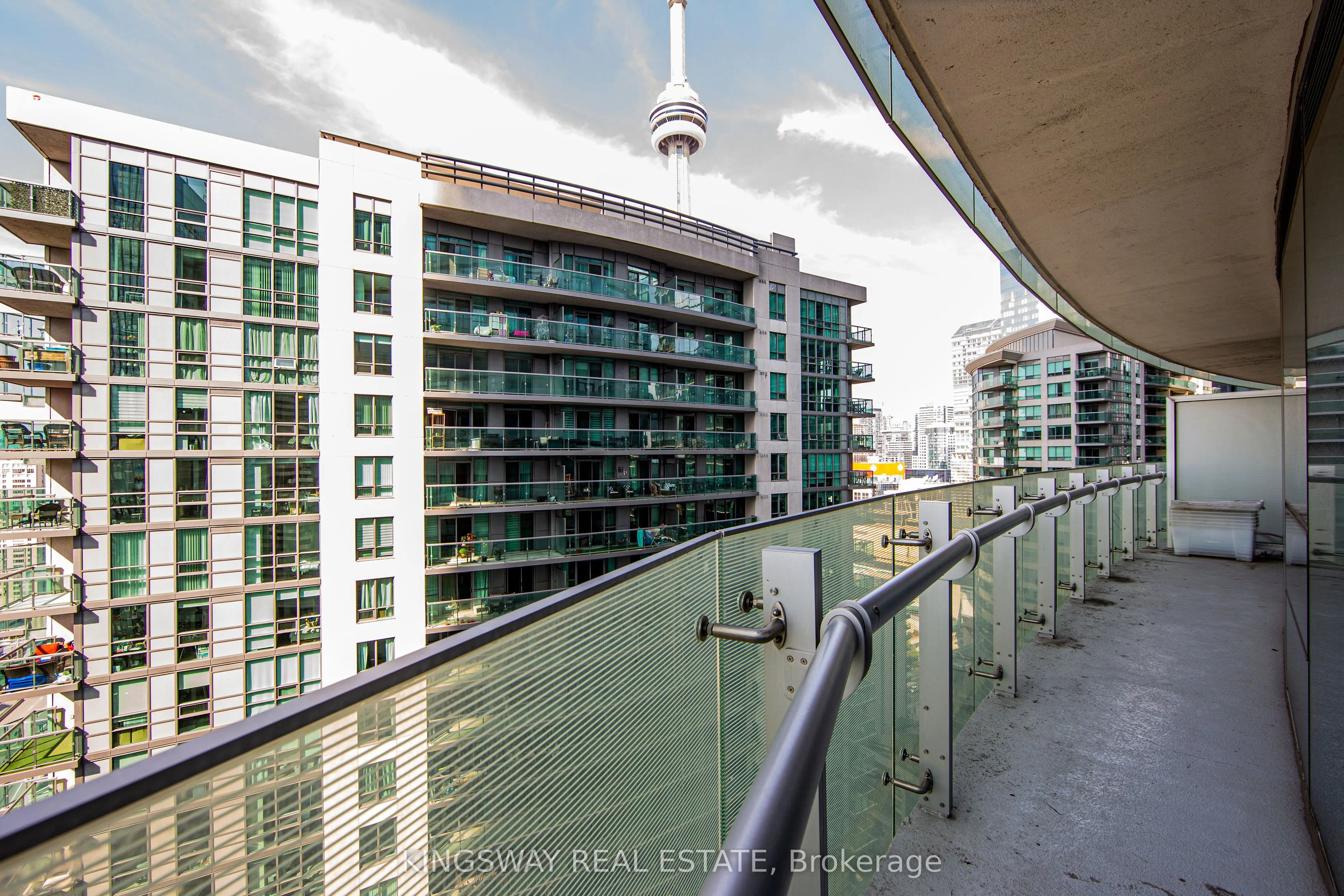 12 York Street, #2604