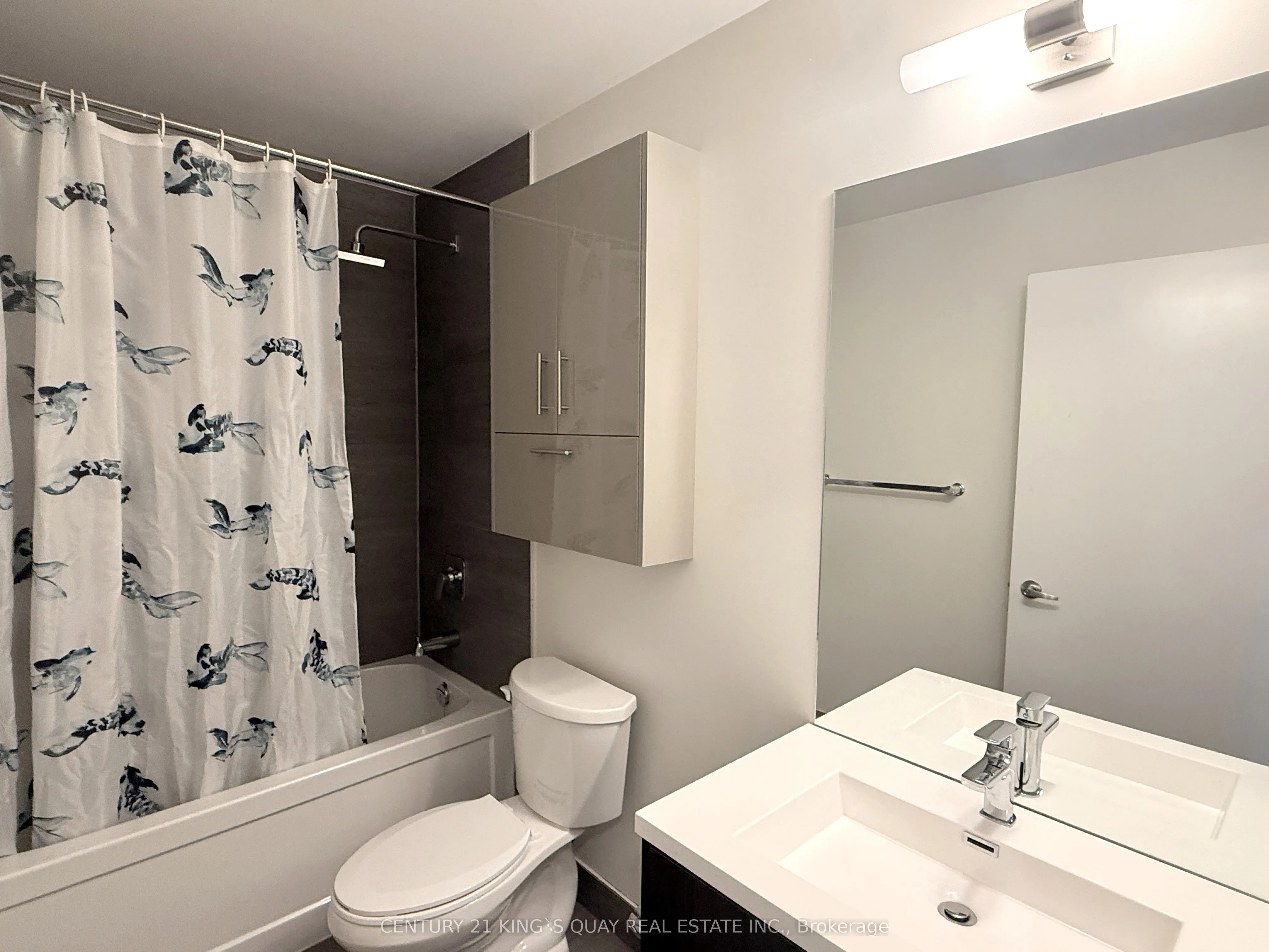 188 Fairview Mall Drive, #18