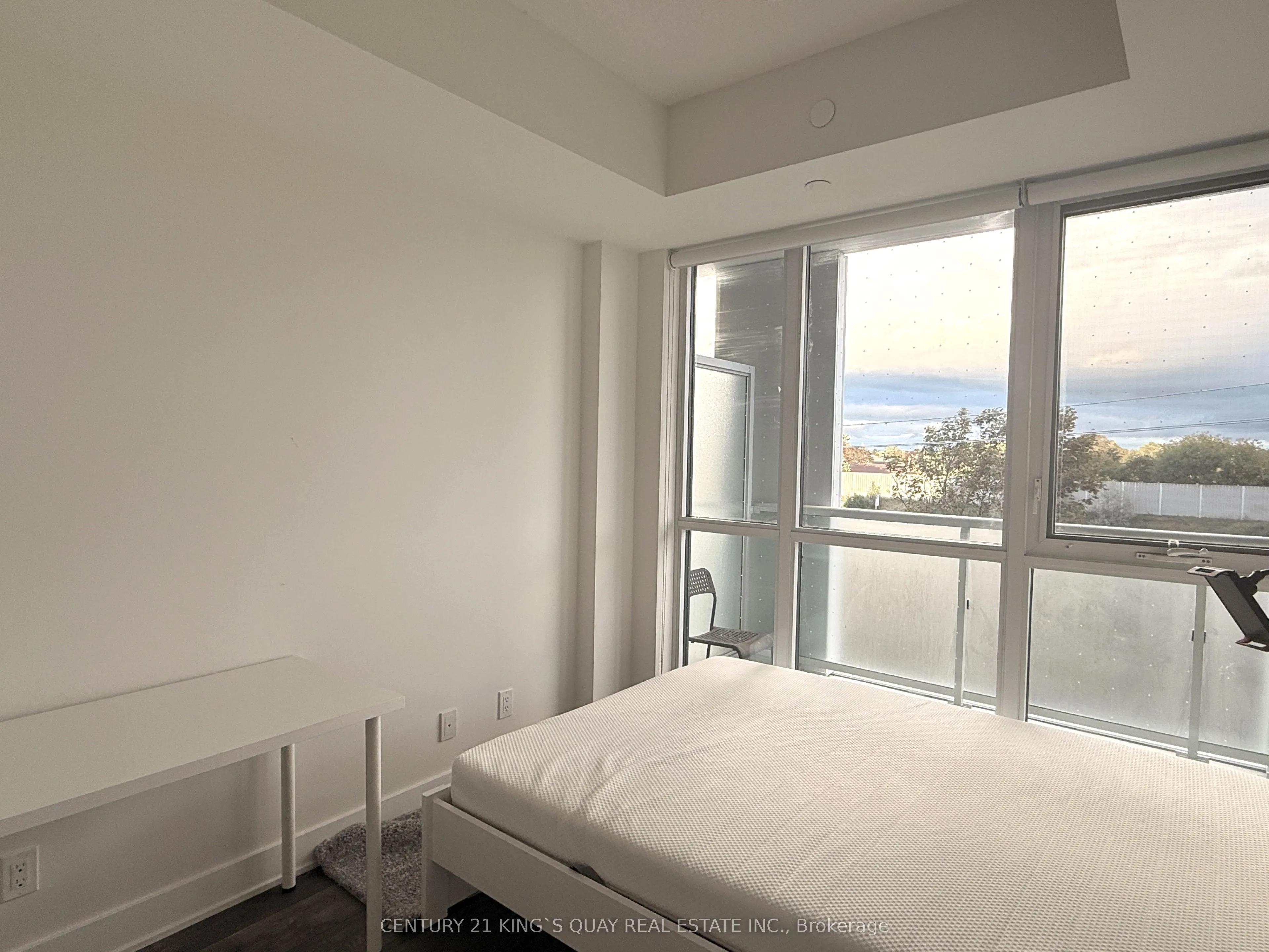 188 Fairview Mall Drive, #18
