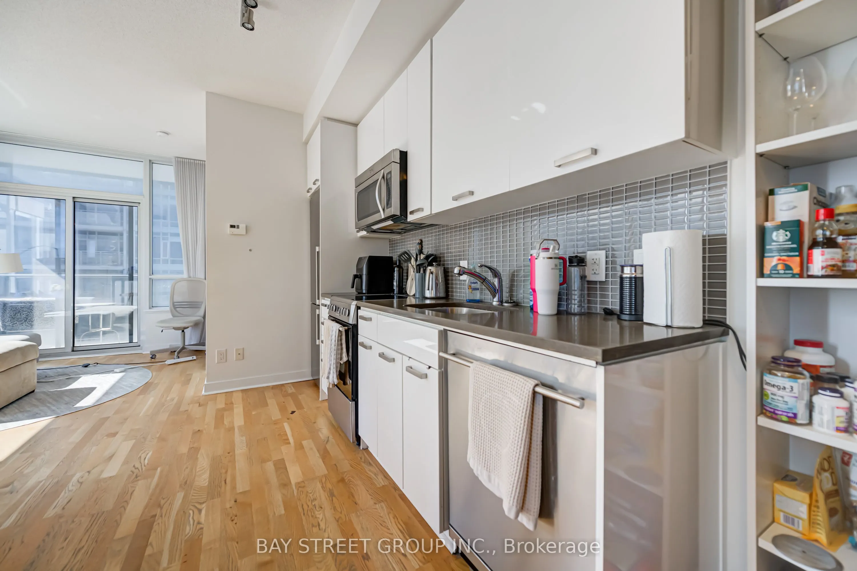 295 Adelaide Street W, #3409