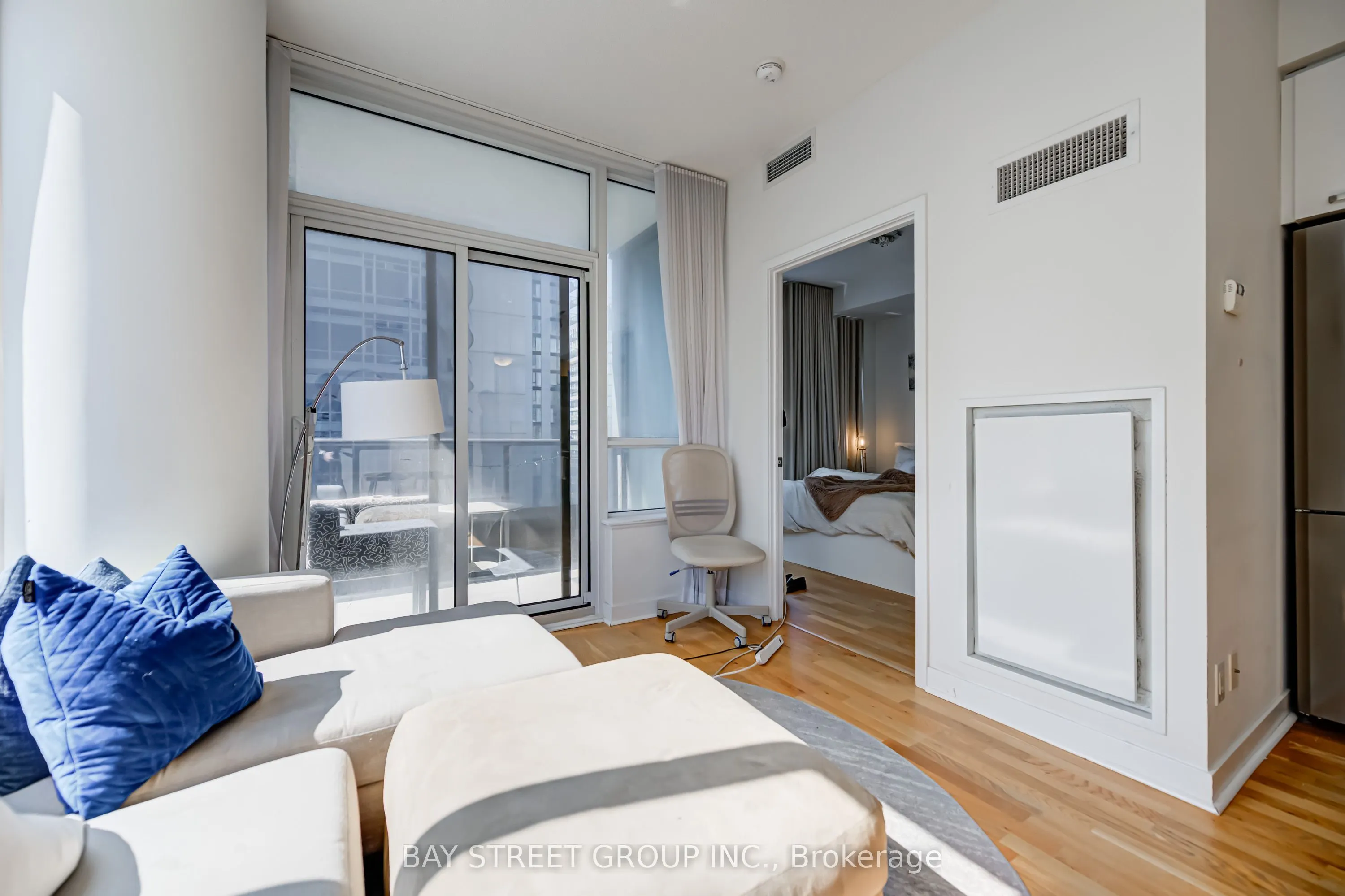 295 Adelaide Street W, #3409