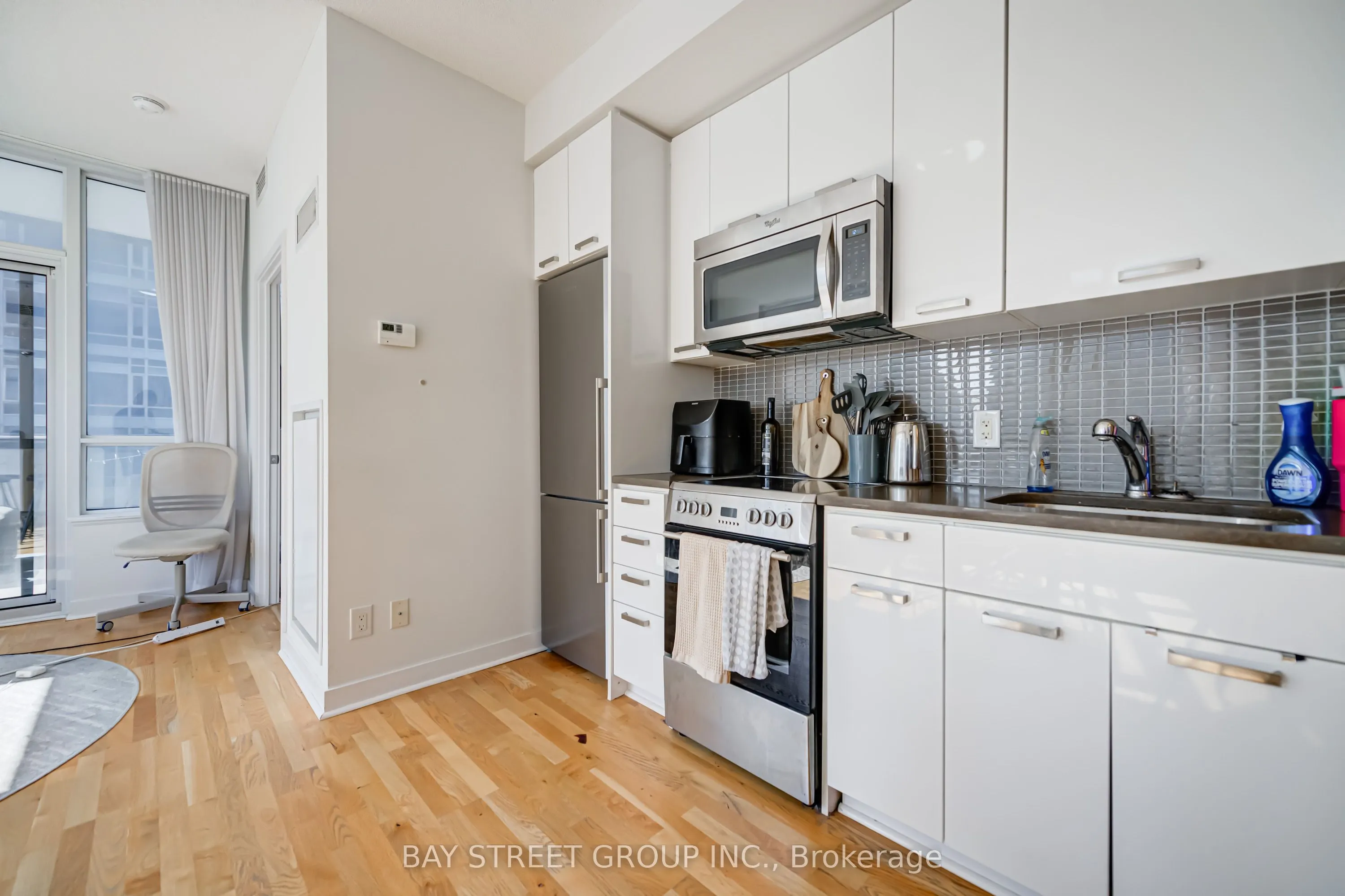 295 Adelaide Street W, #3409