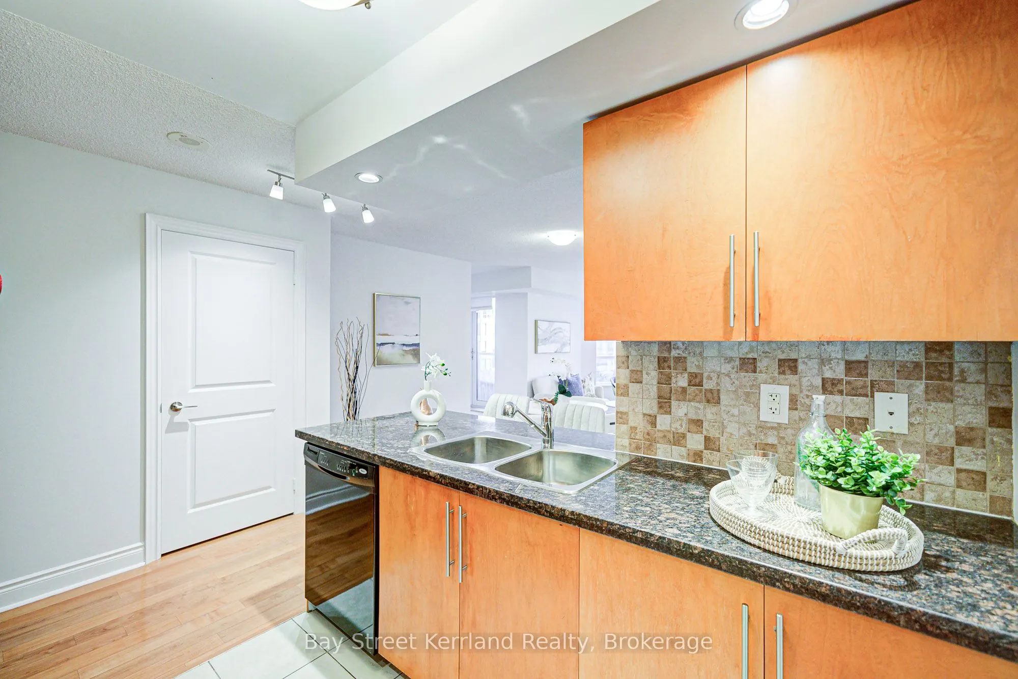 500 Doris Avenue, #423
