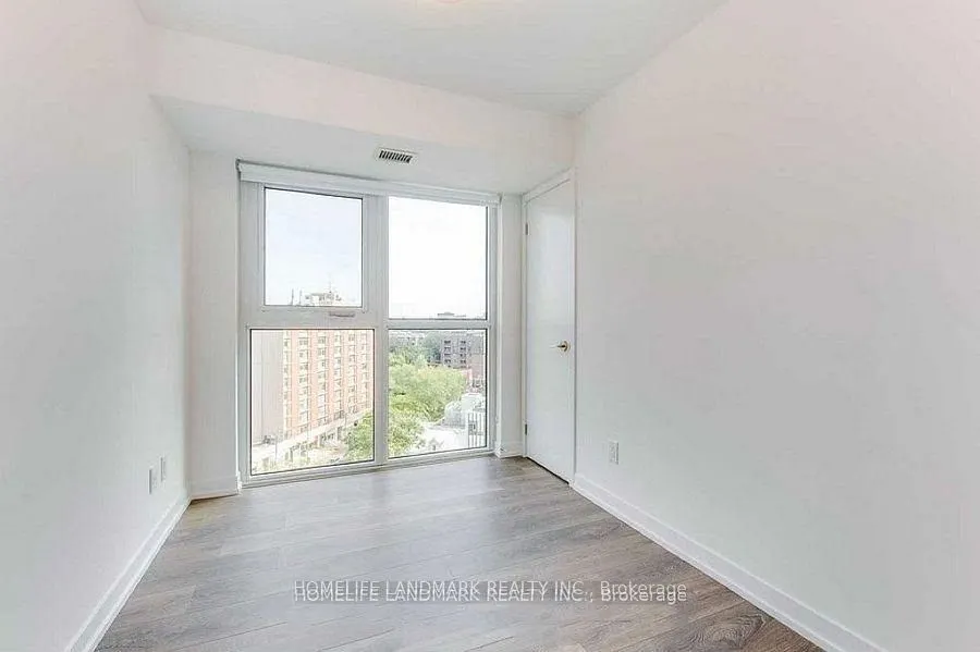 219 Dundas Street E, #1111