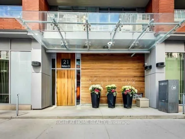 21 Nelson Street, #Lph02