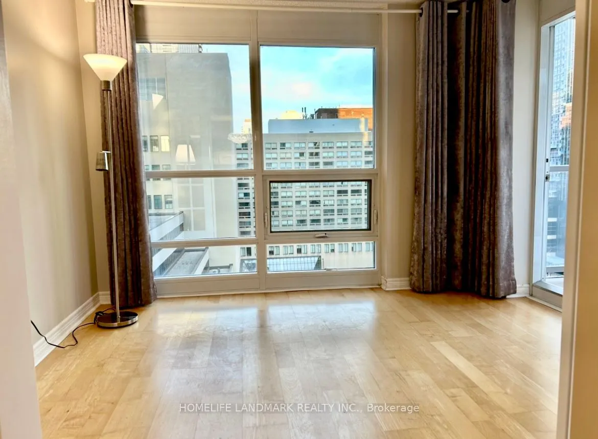 763 Bay Street, #1104