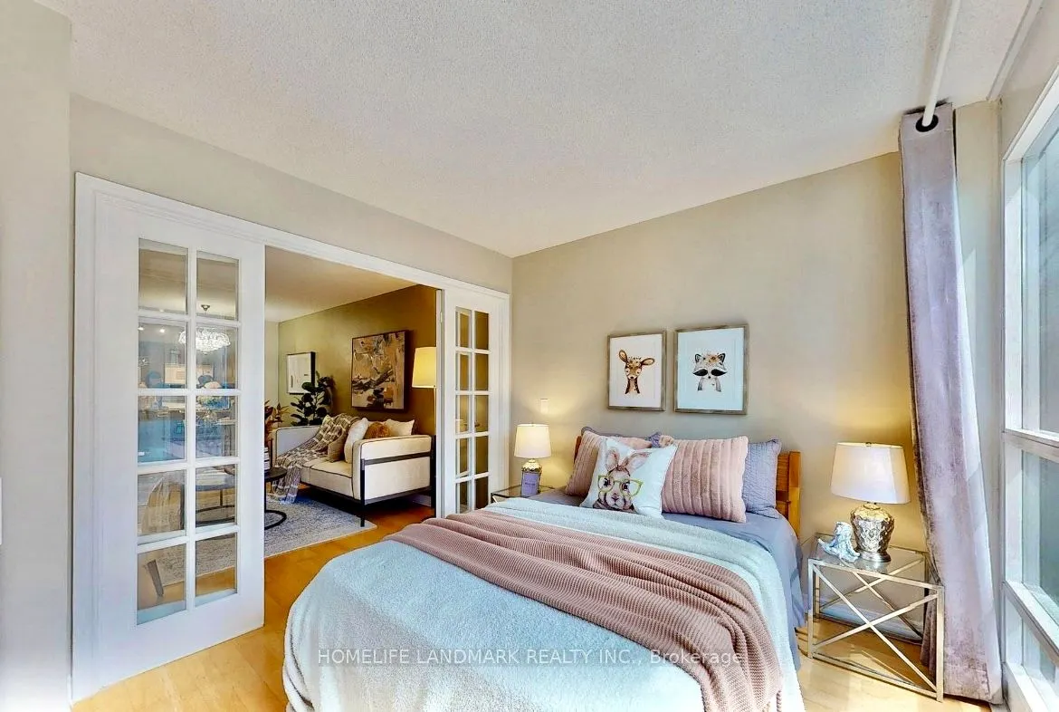 763 Bay Street, #1104