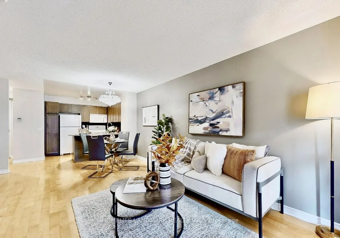 763 Bay Street, #1104