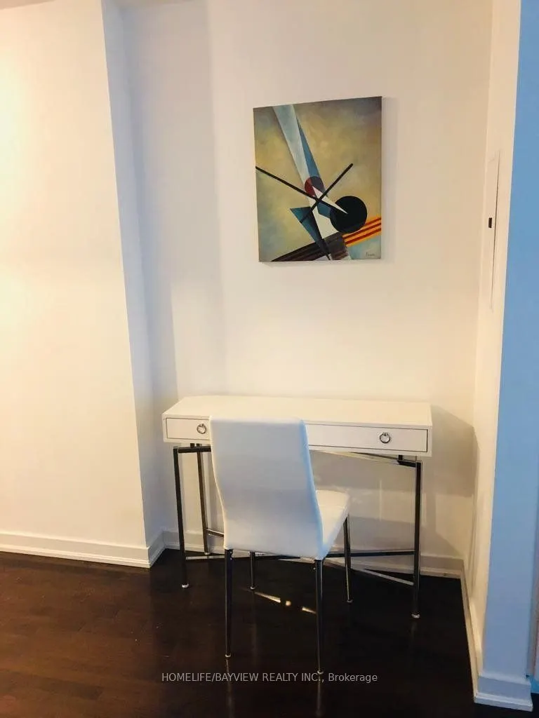 12 York Street, #1605