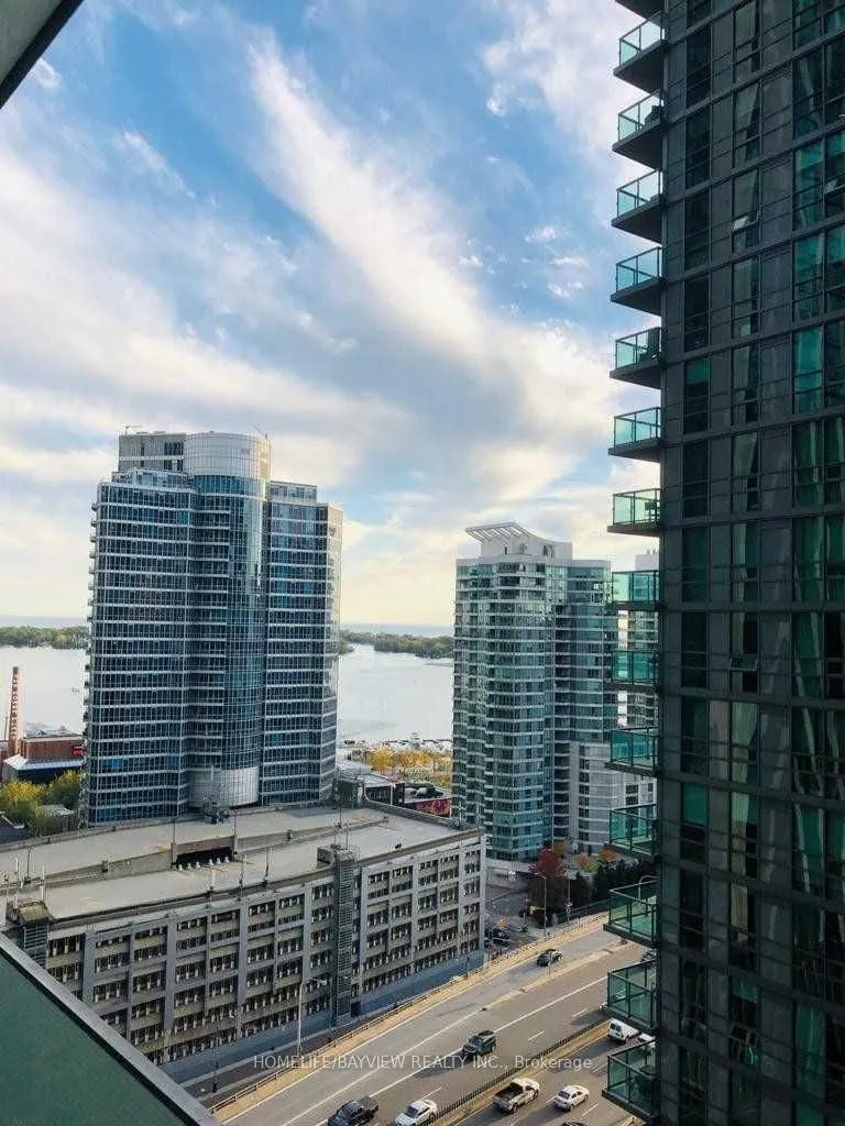12 York Street, #1605