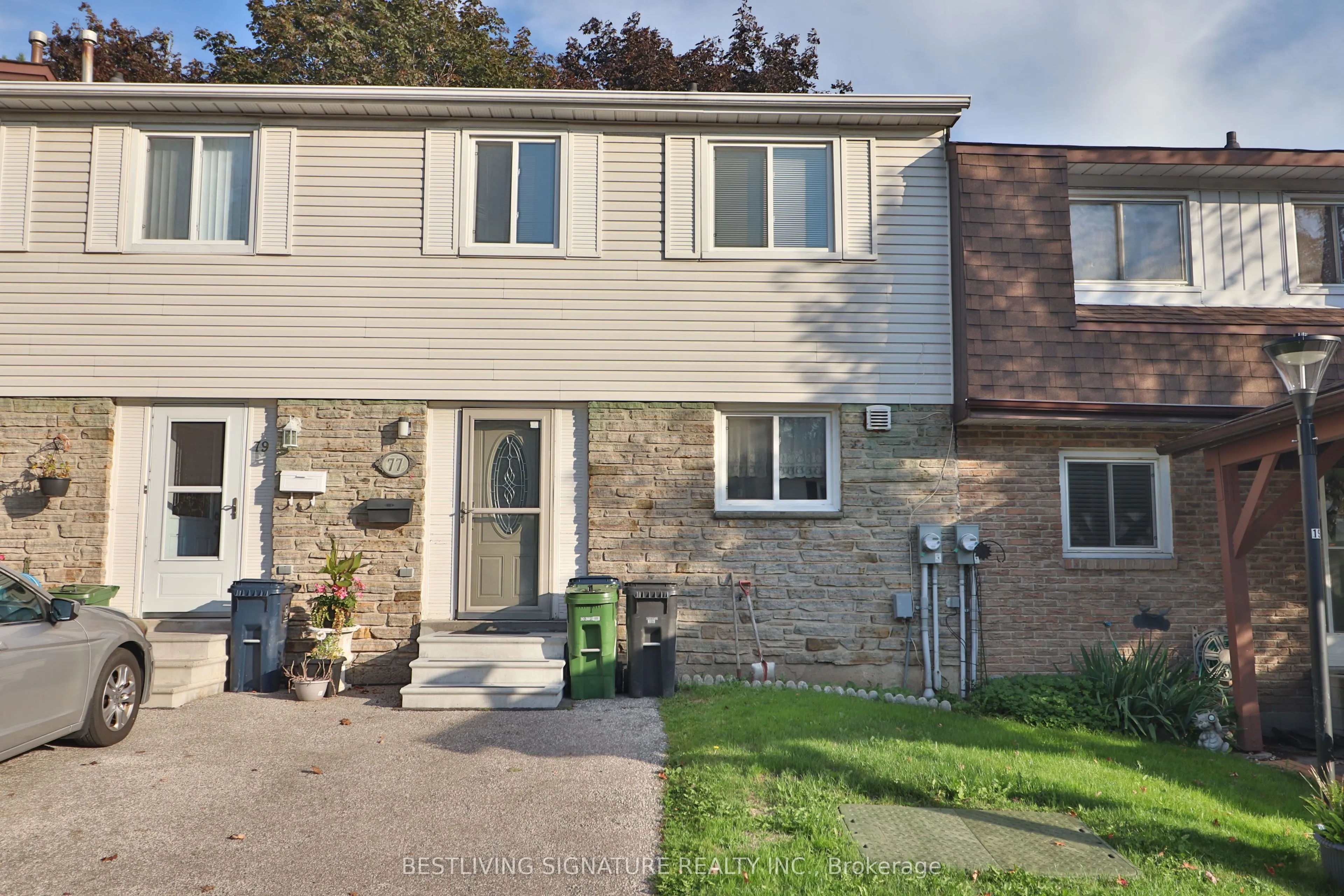 77 Crab Appleway, #77