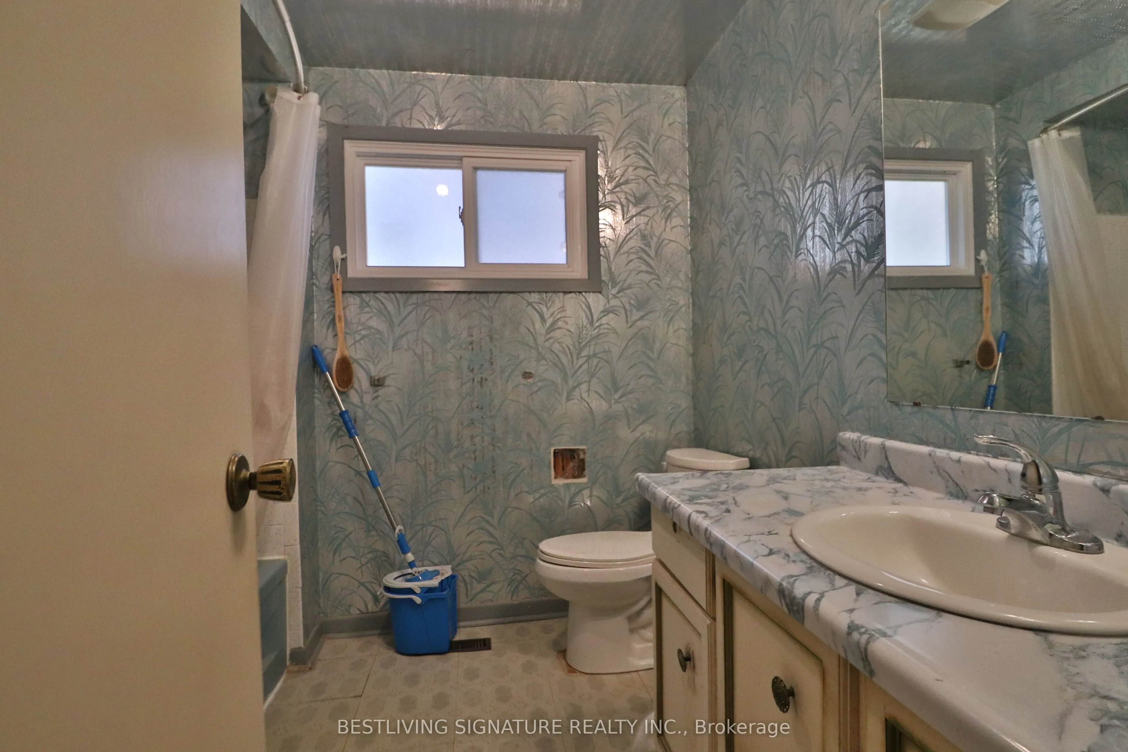 77 Crab Appleway, #77