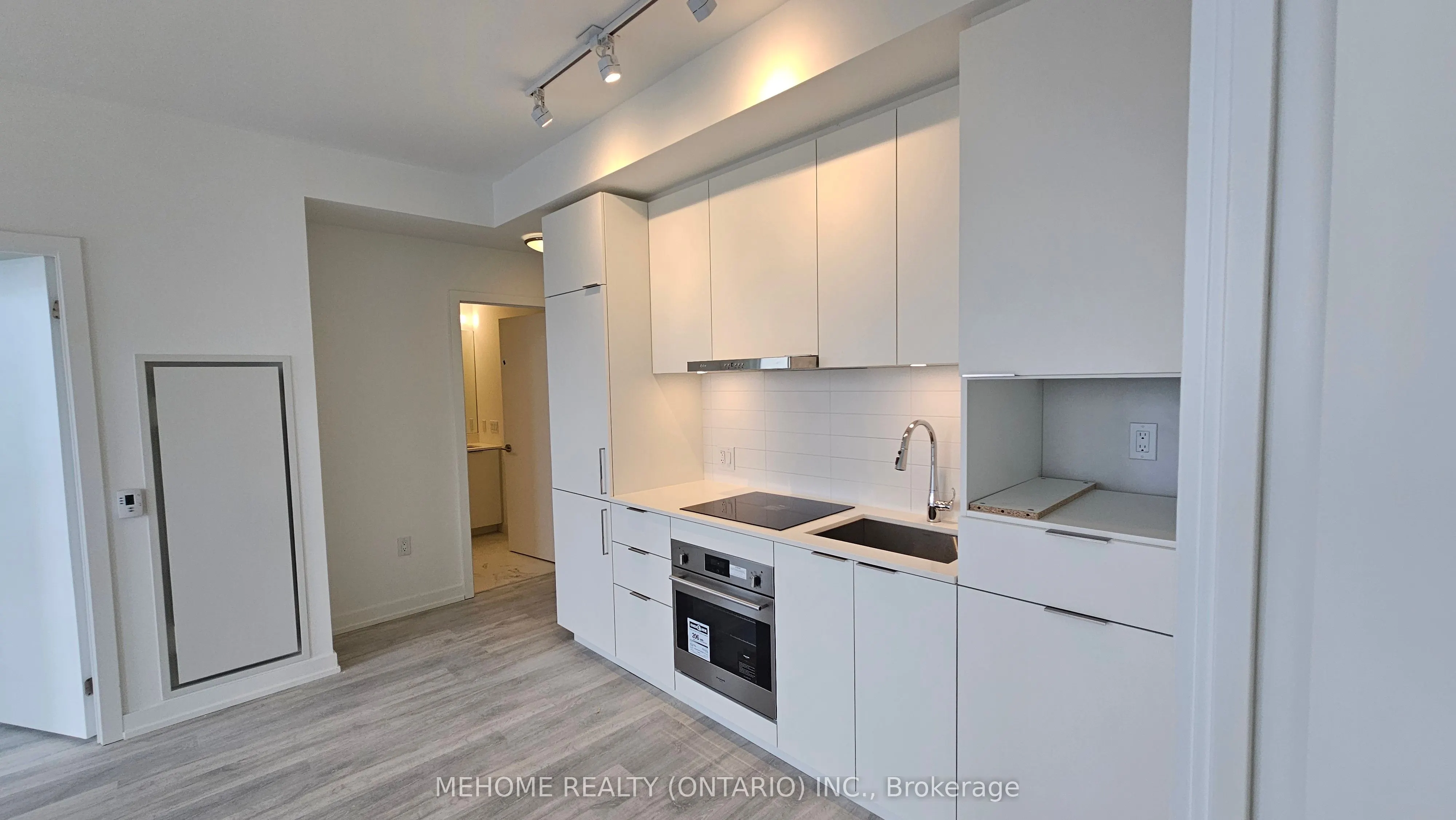 7 Golden Lion Heights, #N1310