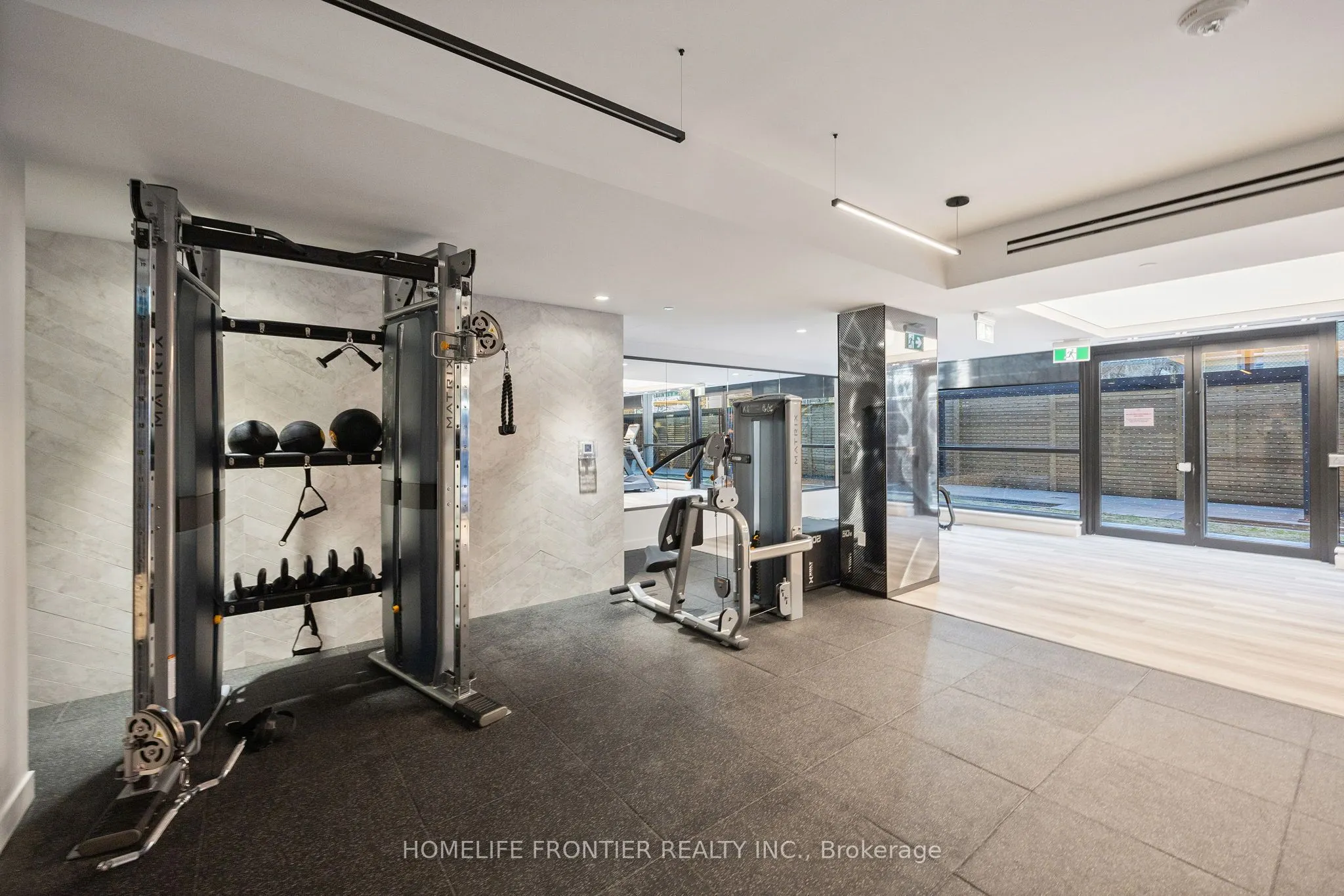 117 Broadway Avenue N, #3211