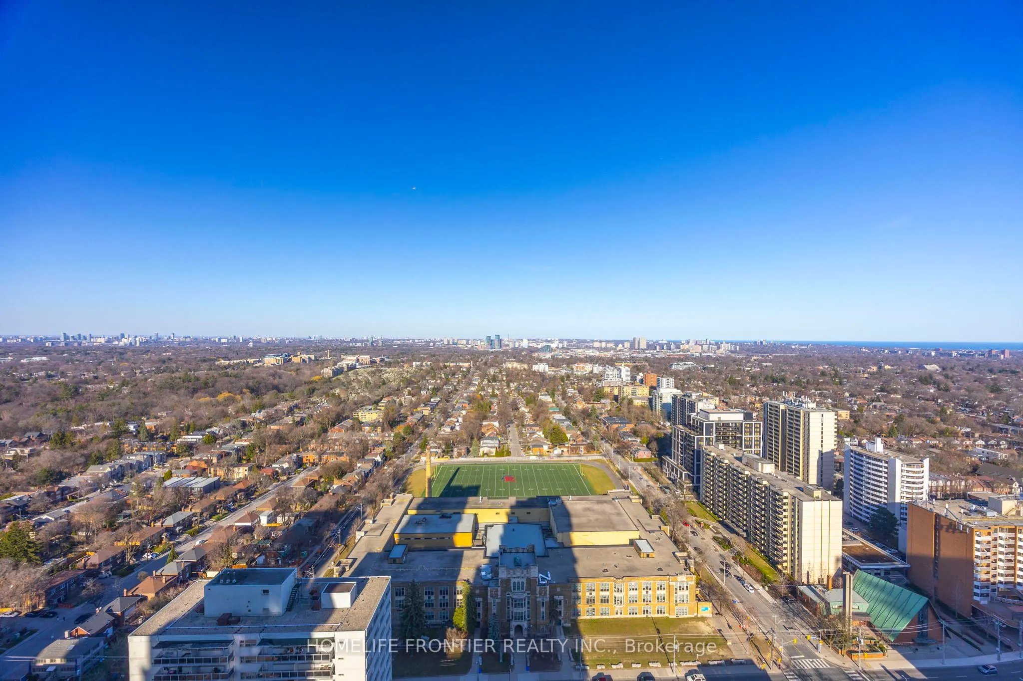 117 Broadway Avenue N, #3211