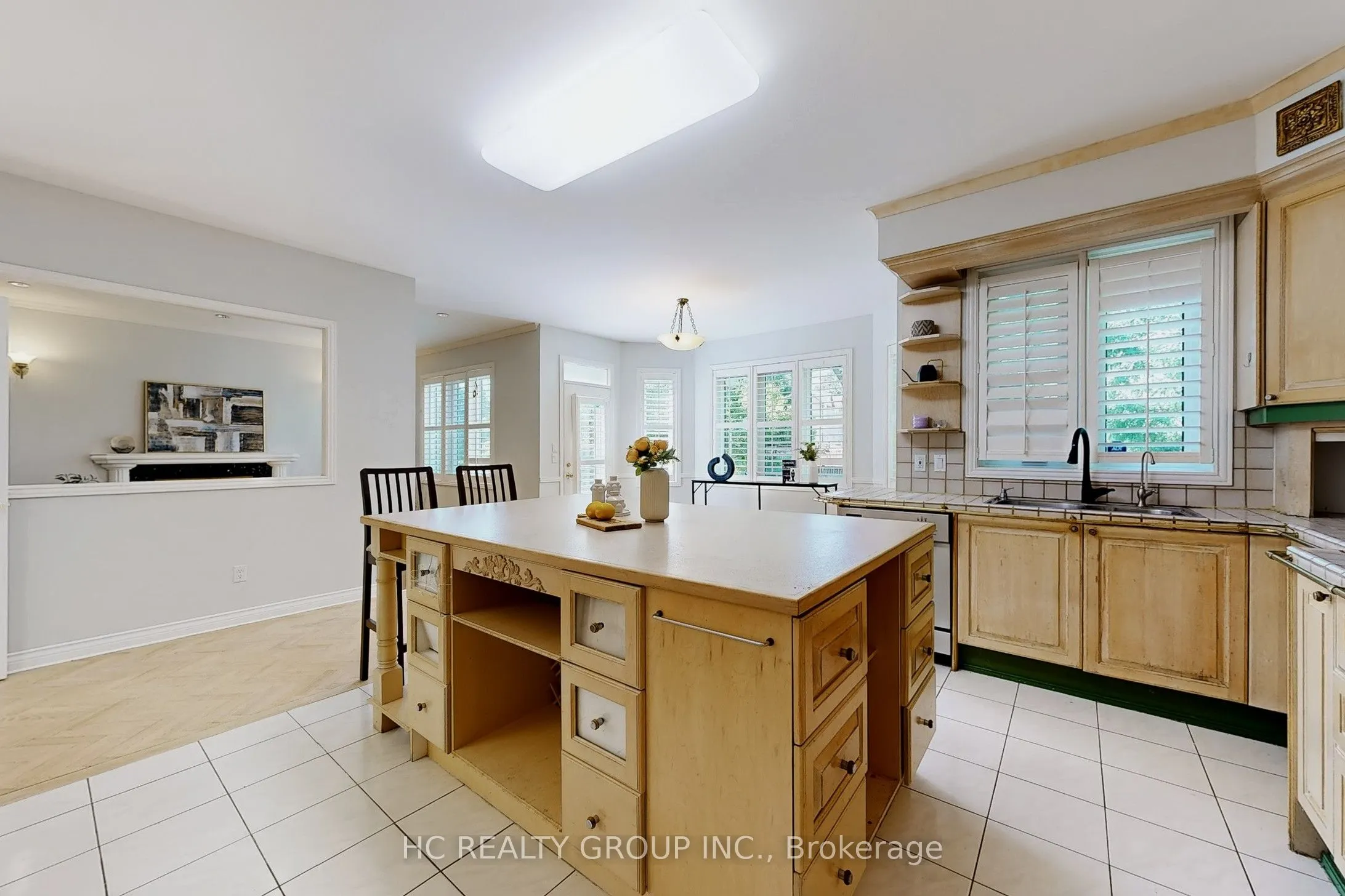 348 Greenfield Avenue